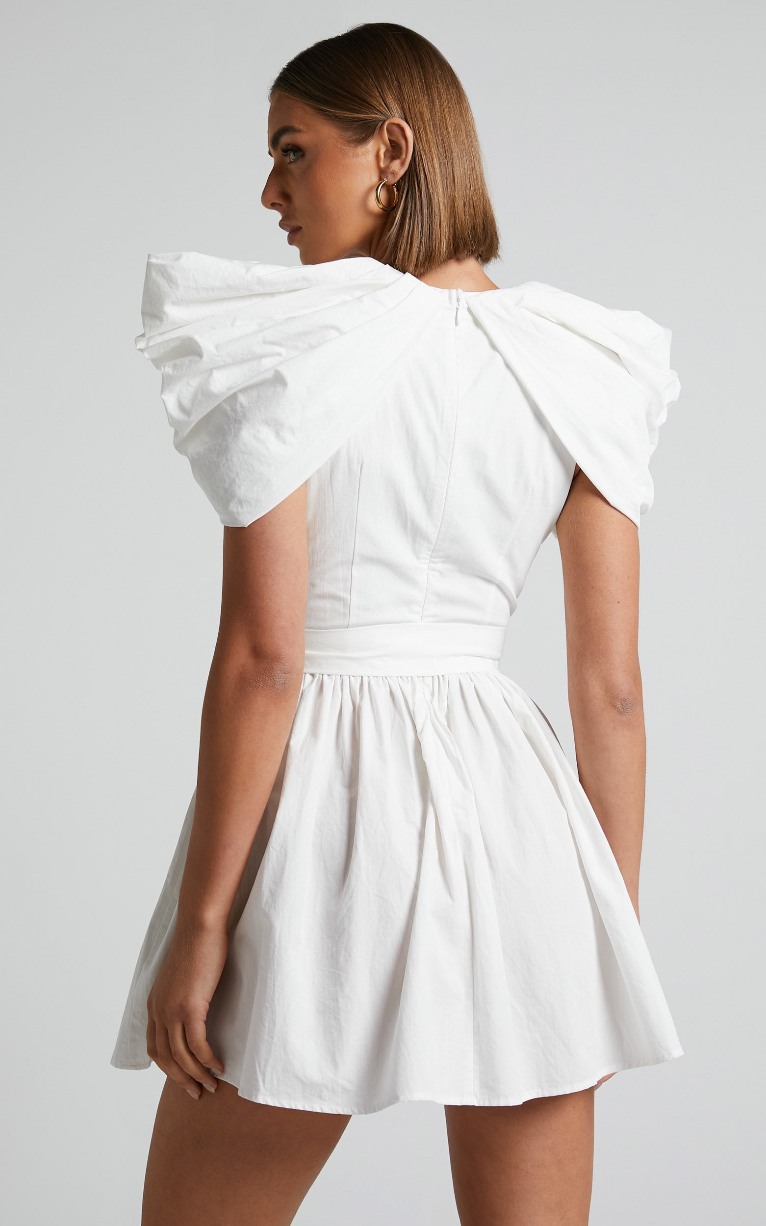 Haydie Mini Dress - Exaggerated Shoulder Belted Dress in White