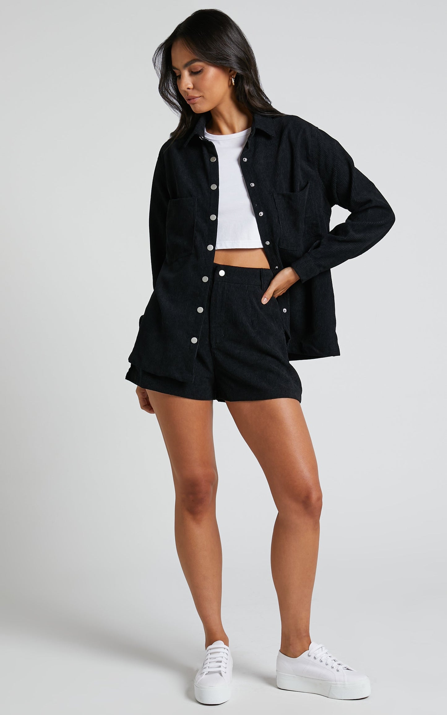 Hillevi Shacket - Corduroy Shacket in Black