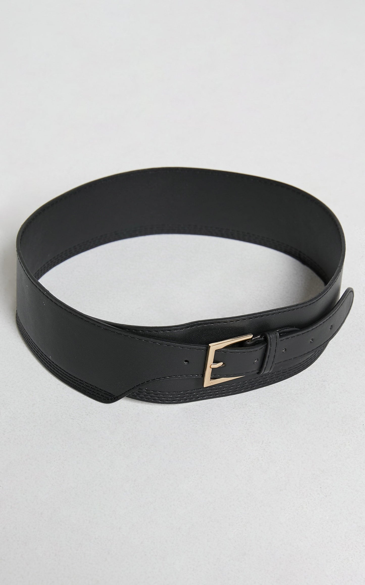 Irena Chunky Belt in Black
