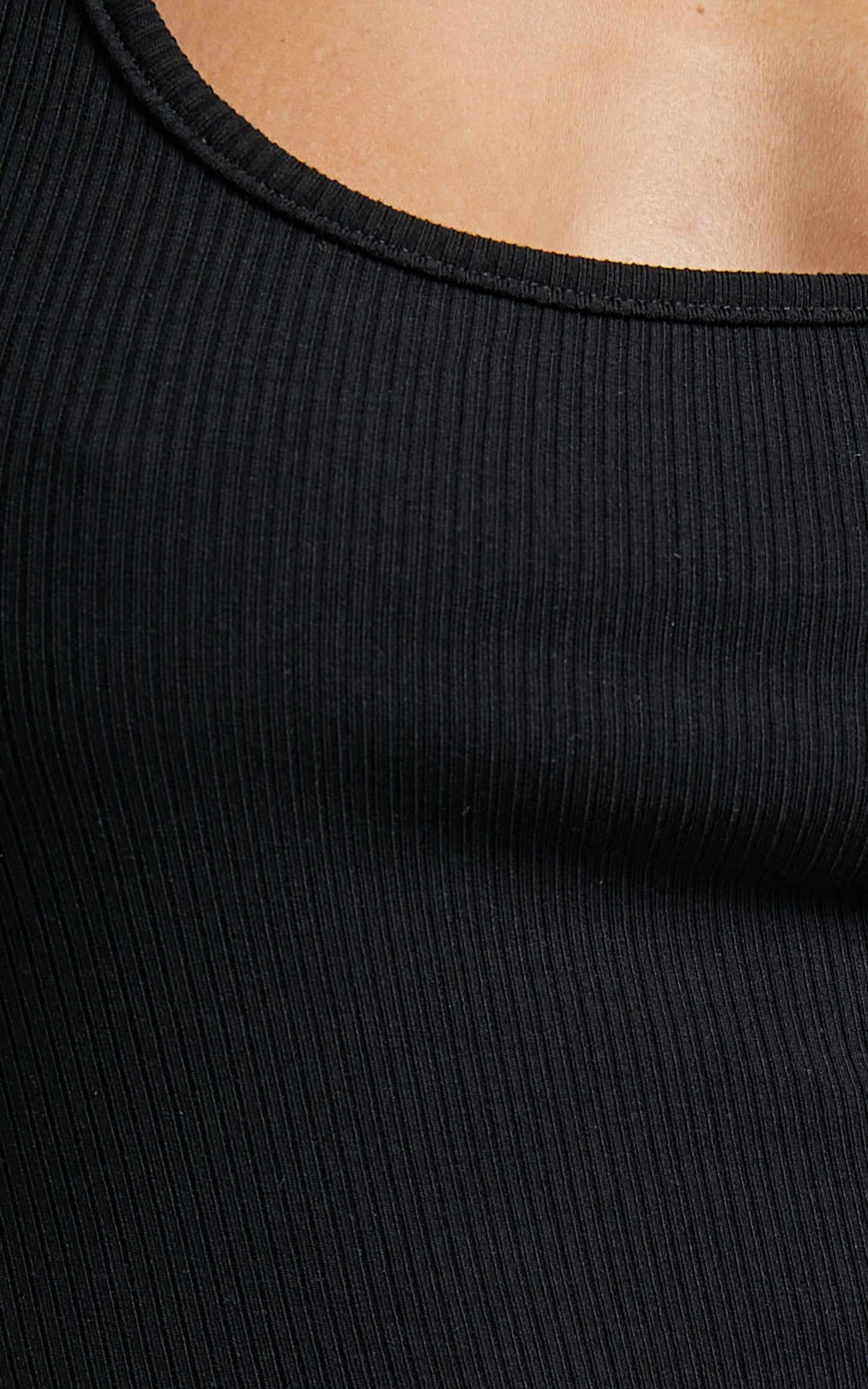 Jamarni Cami in Black