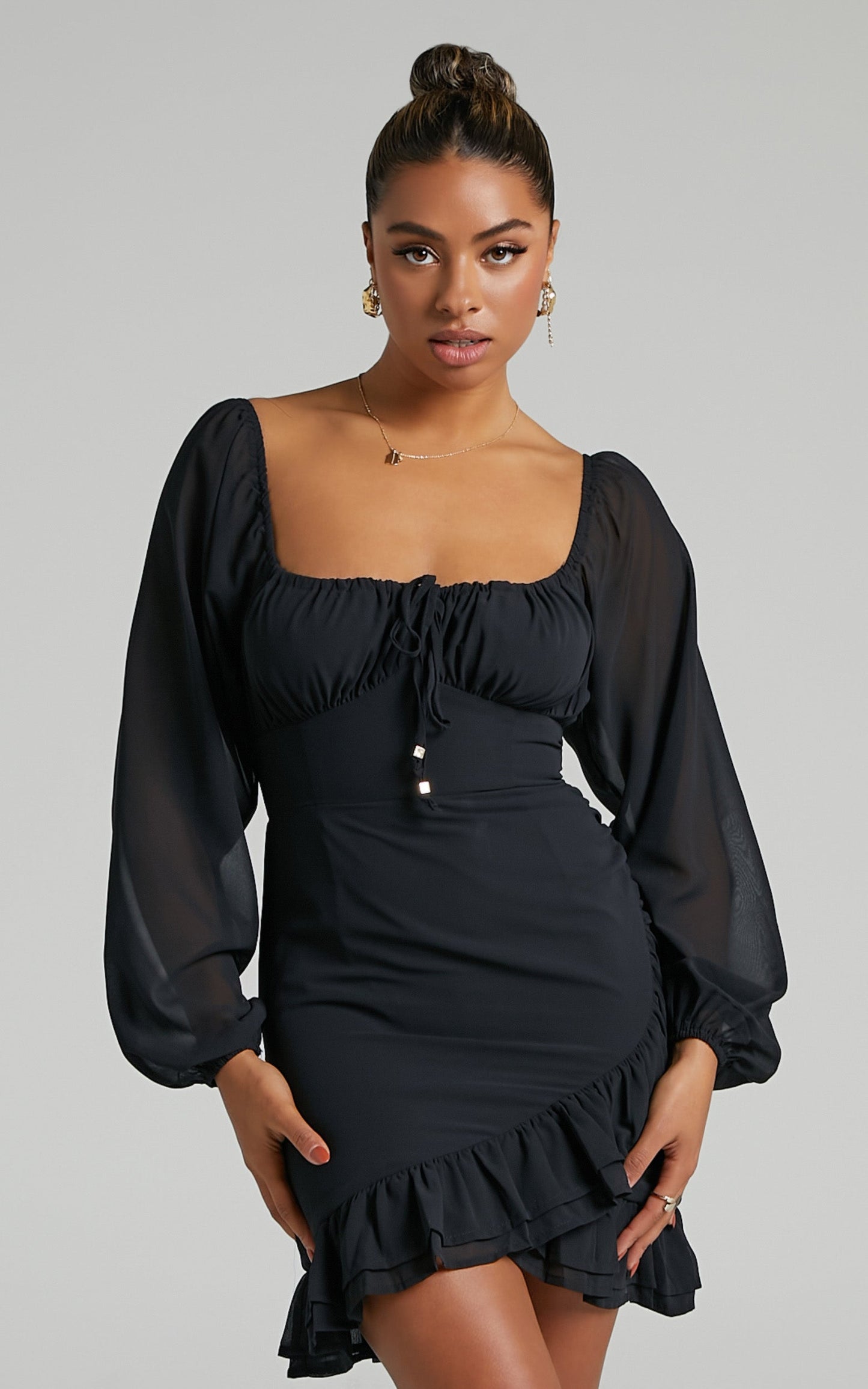 Jamesina Dress in Black