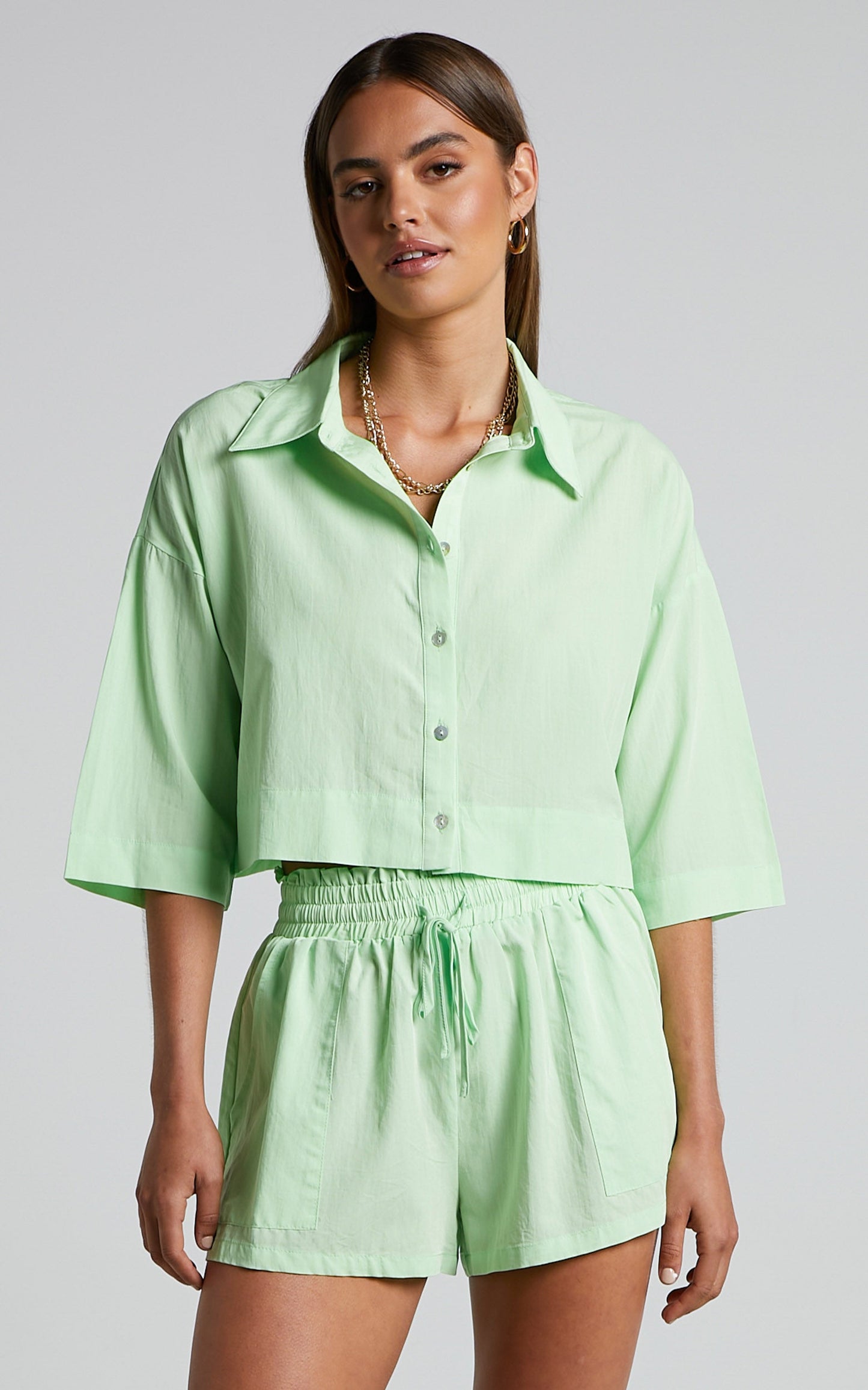 Jesmae Top - Relaxed Boxy Sleeve Cropped Shirt in Mint