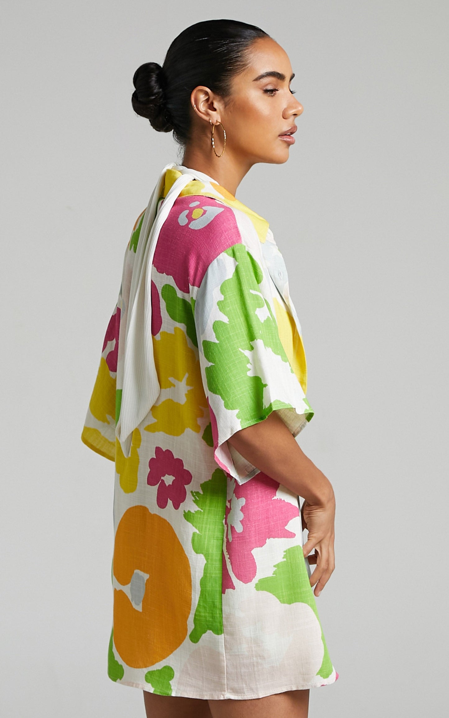 Jessy Shirt - Linen Oversized Button Up Printed Shirt in Posey Floral