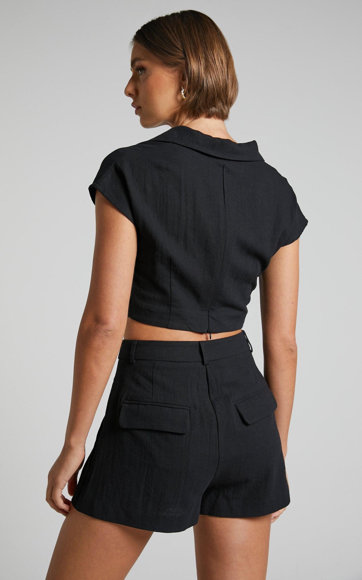 Jhaima Shirt - Linen Look Twist Front Cropped Shirt in Black