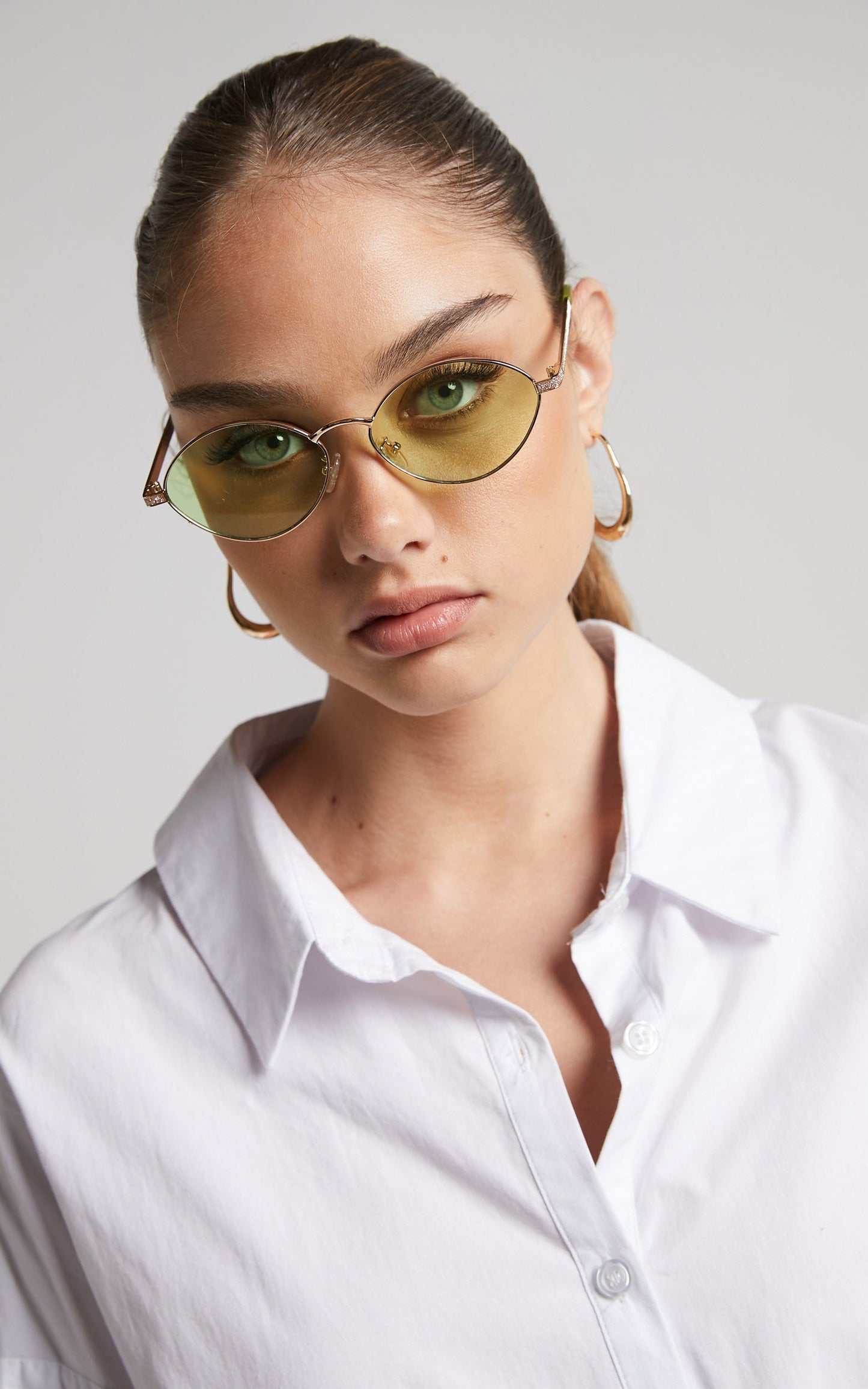 Jilyan Sunglasses - Retro Almond Oval Tinted Sunglasses in Lime