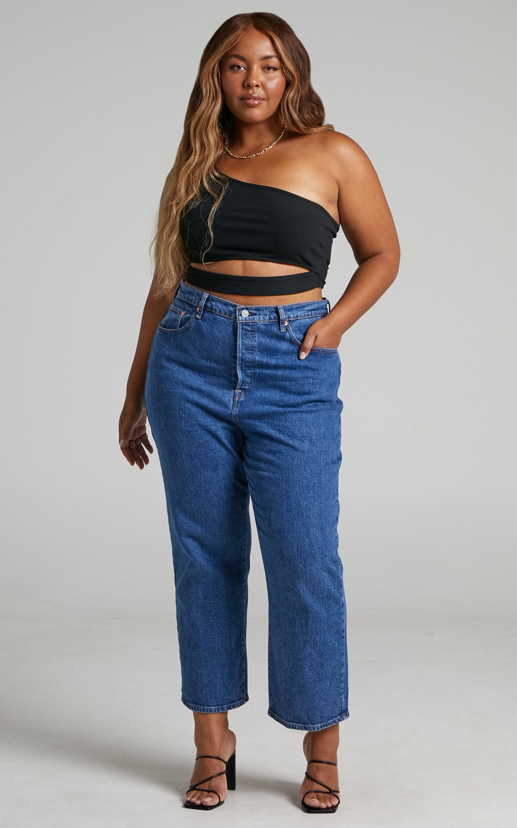 Joellyn Top - Asymmetric Front Cut Out Ribbed Crop Tank in Black