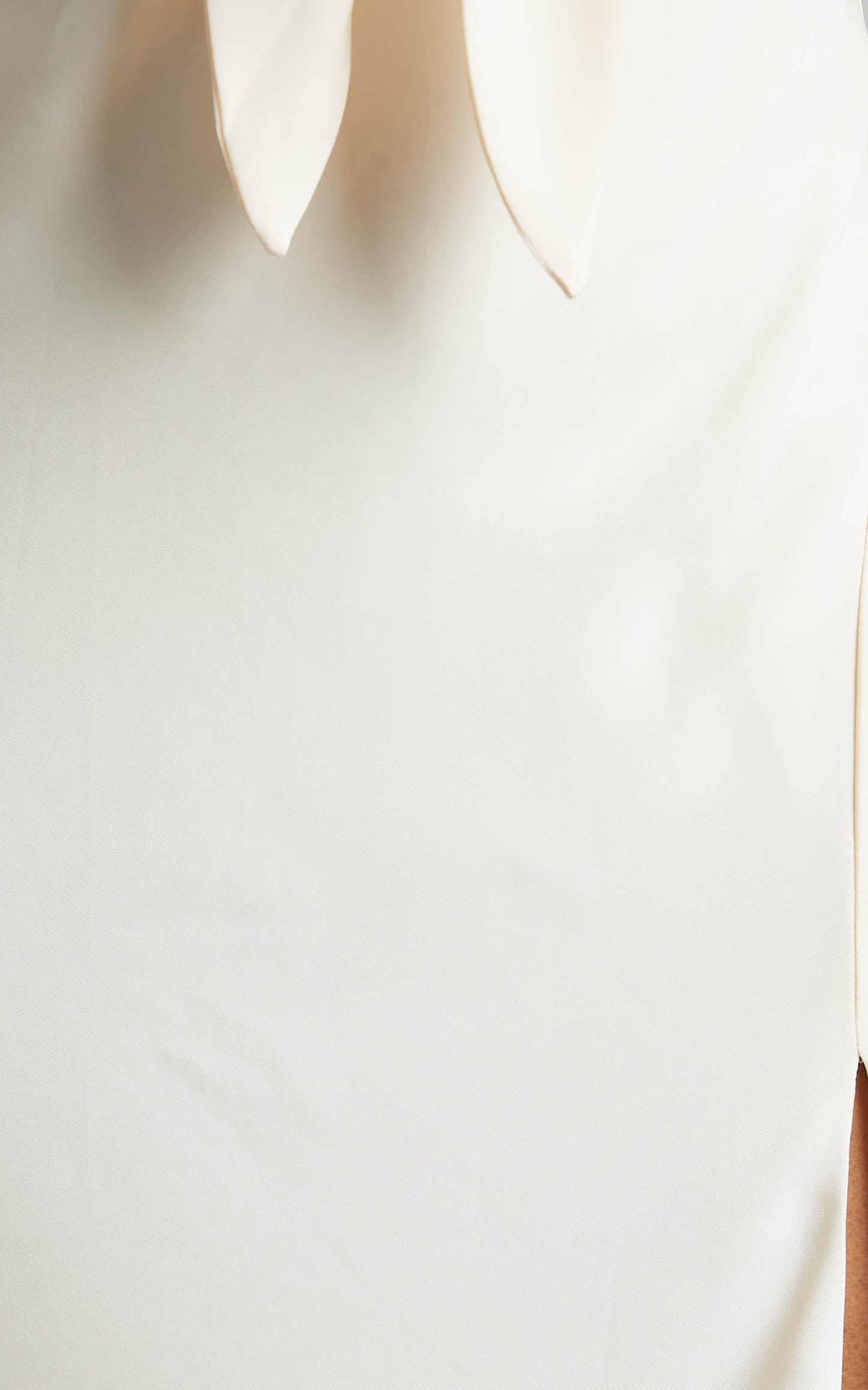 Joja Flutter Sleeve Cut Out Midi Dress in Cream