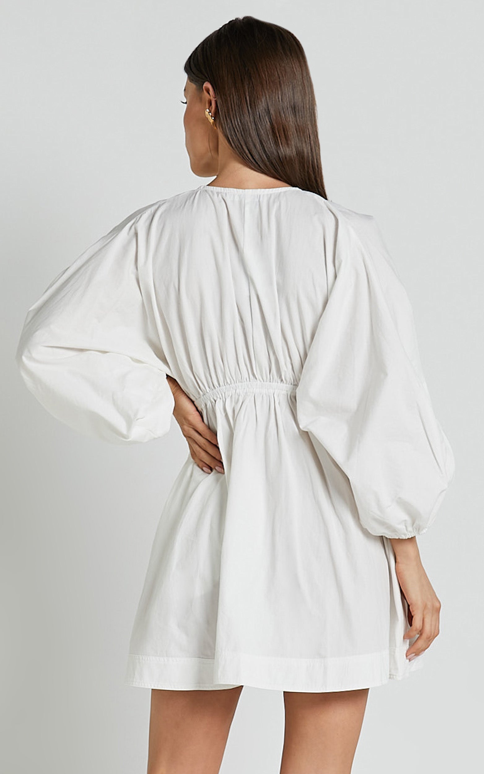 Josette Mini Dress - Plunge Neck Balloon Sleeve Smock Dress in Off White