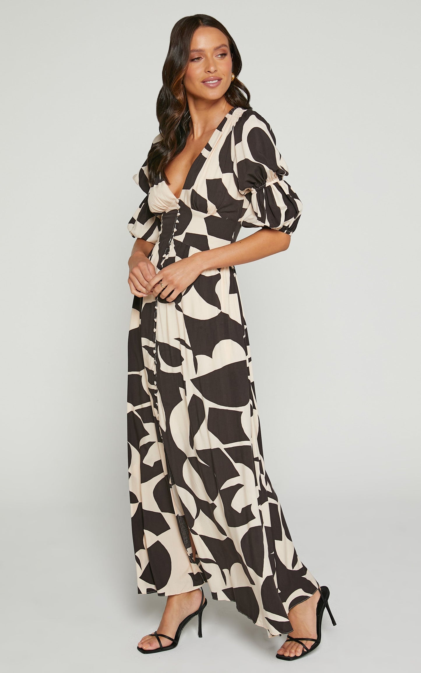 Jubeth Midi Dress - Deep V Neck Puff Sleeve Dress in Black & Cream Geo