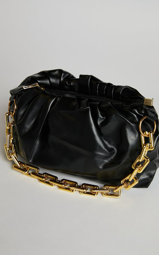 Karyme Gold Chain Strap Pouch Shoulder Bag in Black