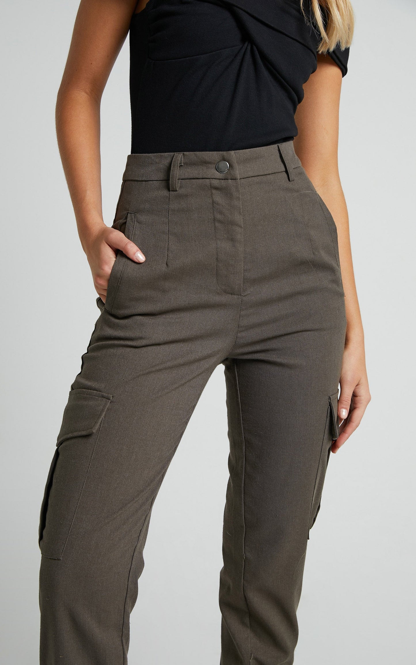 Kayla Pants - Mid Rise Cargo Pants in Dark Olive