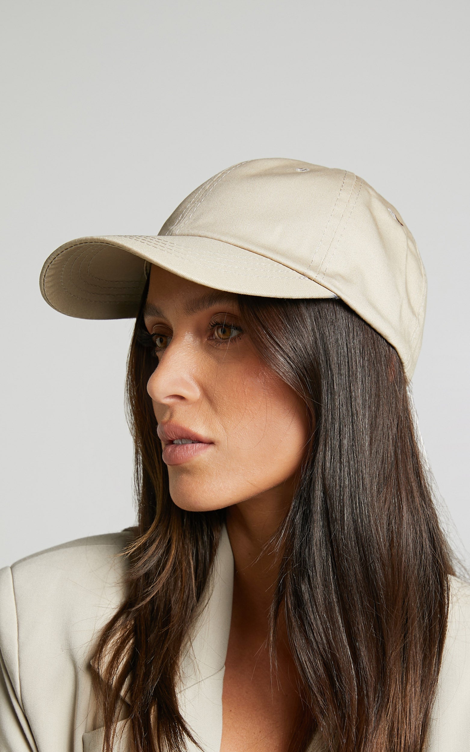 Kehlani Plain Cap in Cream