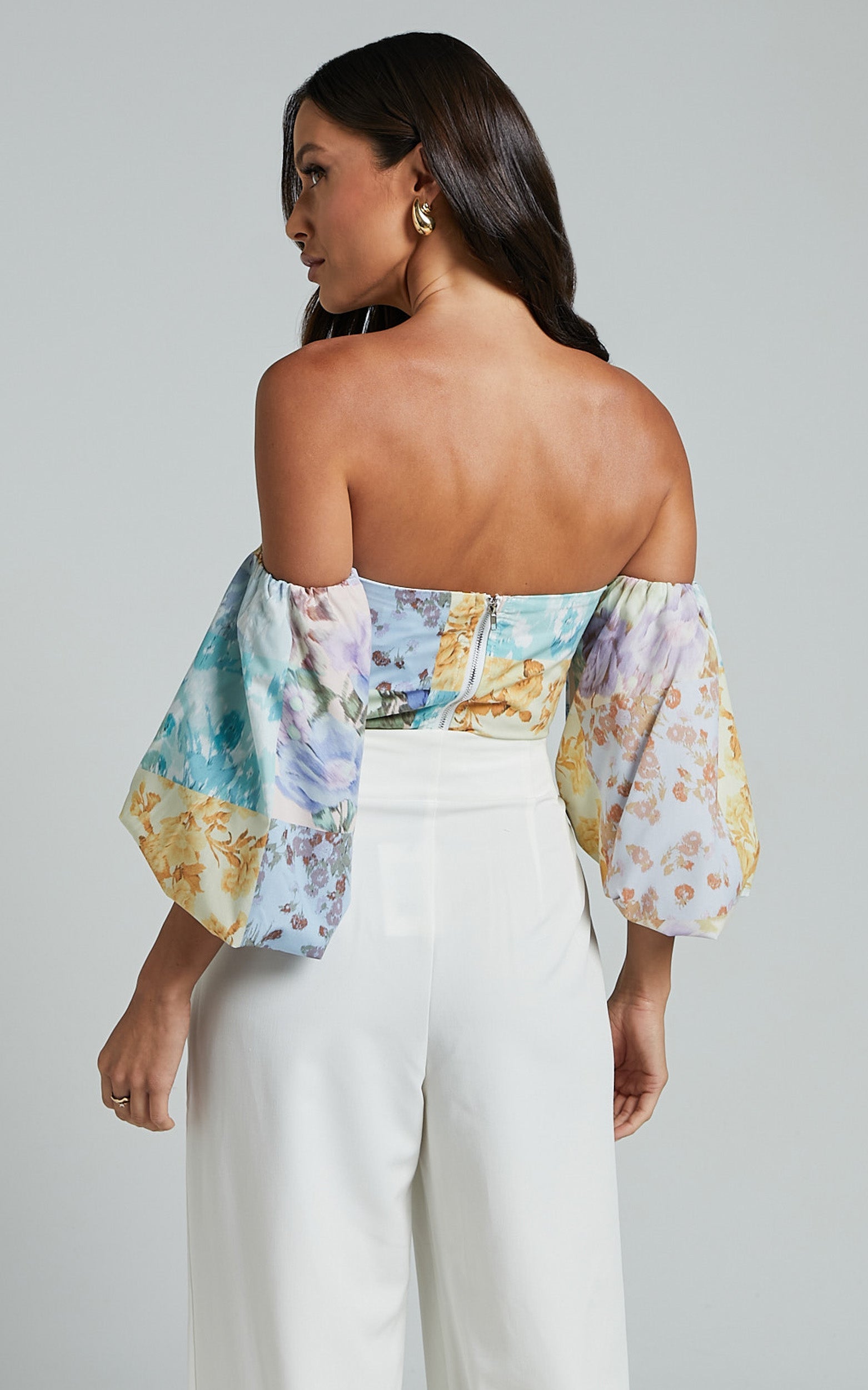 Kellen Top - Off Shoulder Balloon Sleeve Top in VINTAGE FLORAL