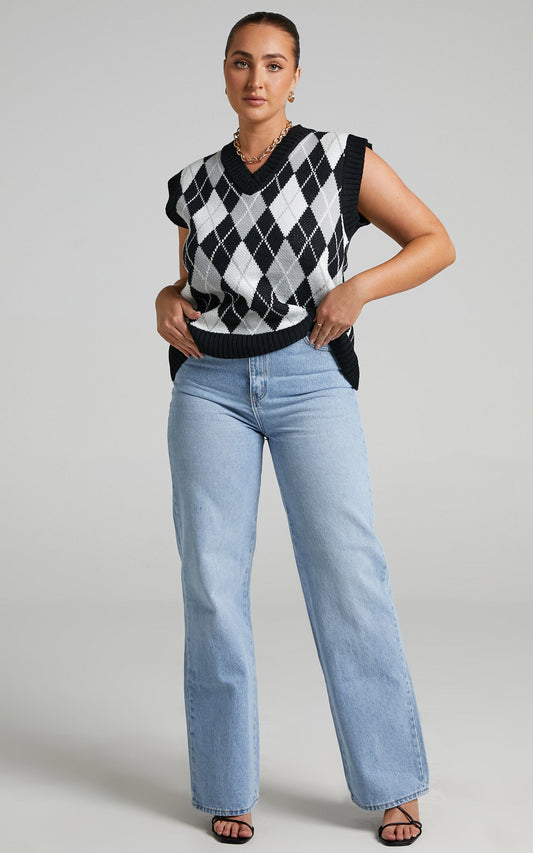 Kelsee Vest in Black Check