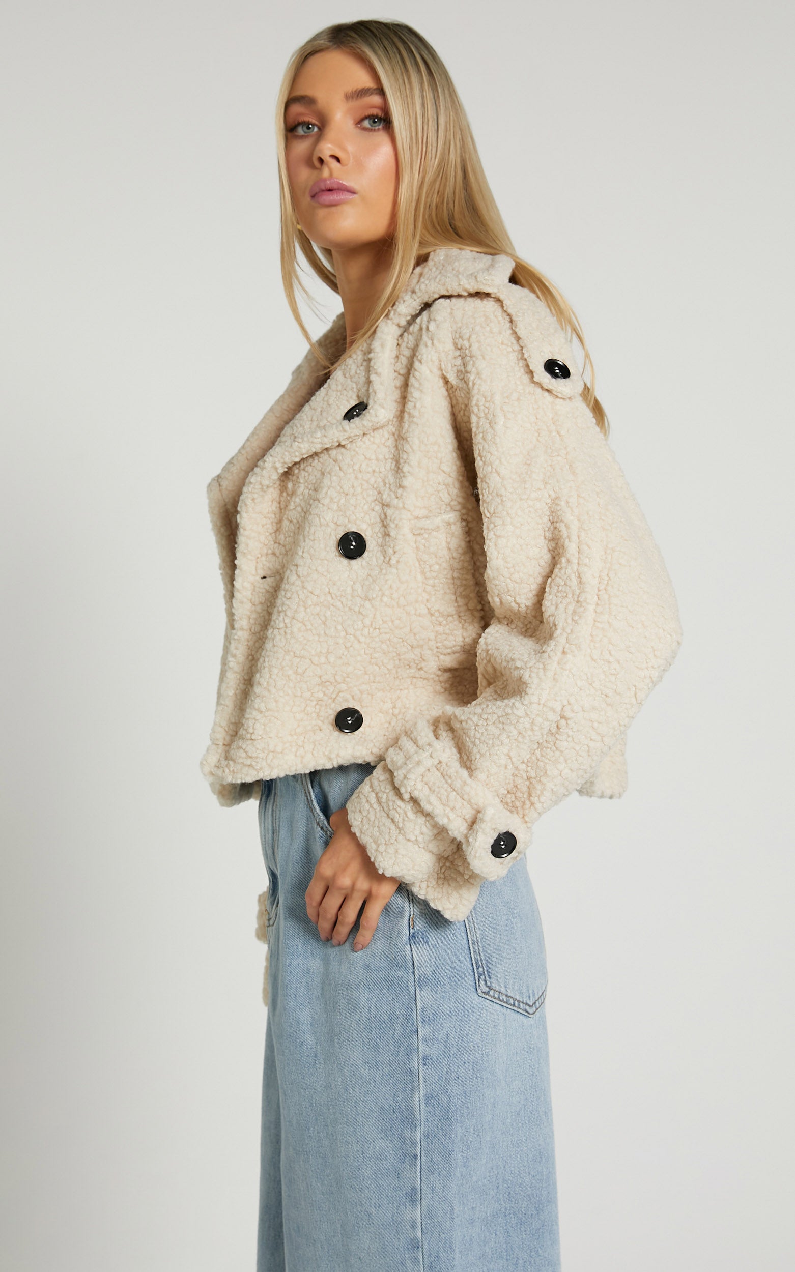Kennedy Jacket - Borg Cropped Jacket in Cream