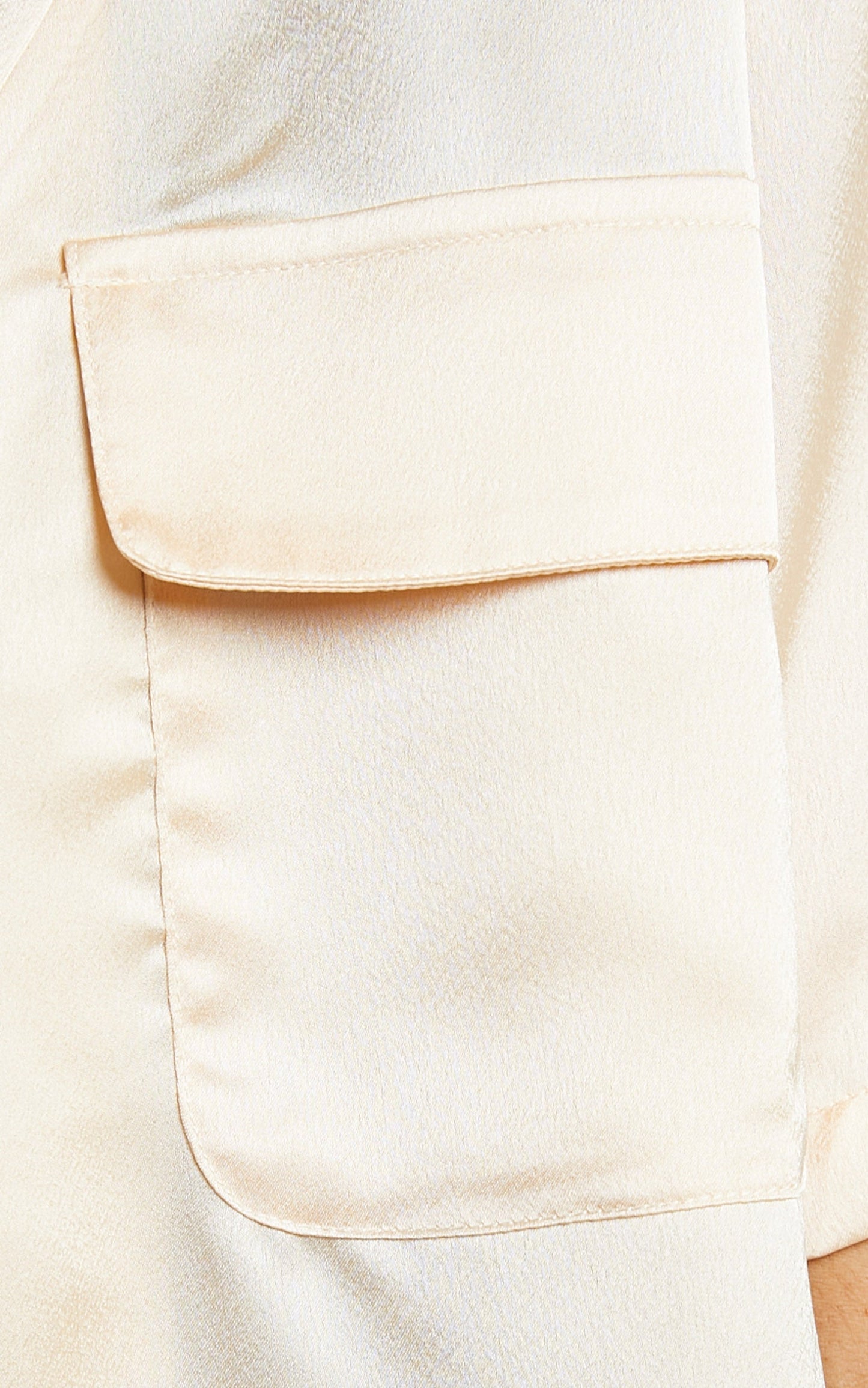 Kenzie Shirt - Collared Short Sleeve Shirt in Cream Satin
