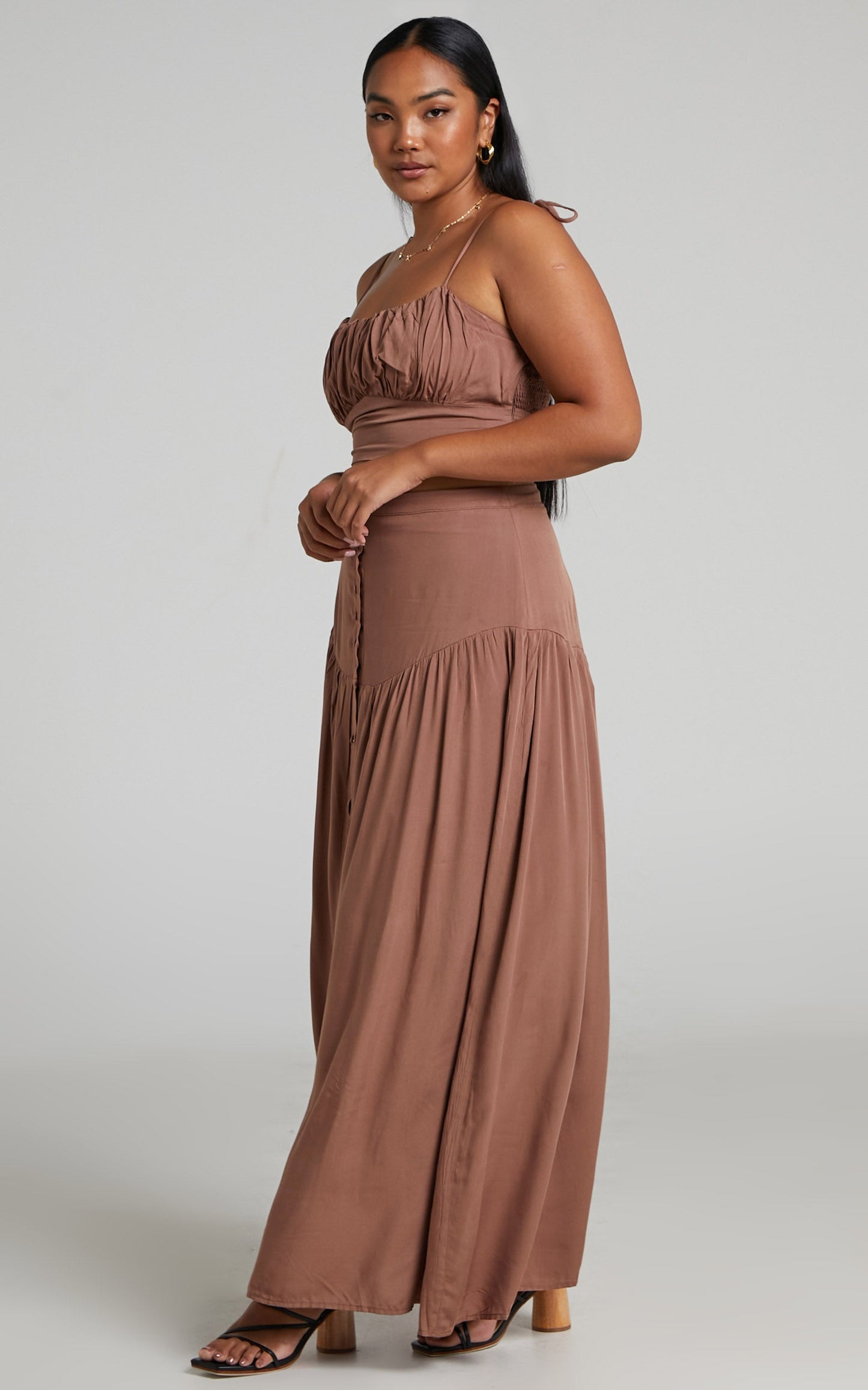Knoxlee Drop Waist Maxi Skirt in Brown
