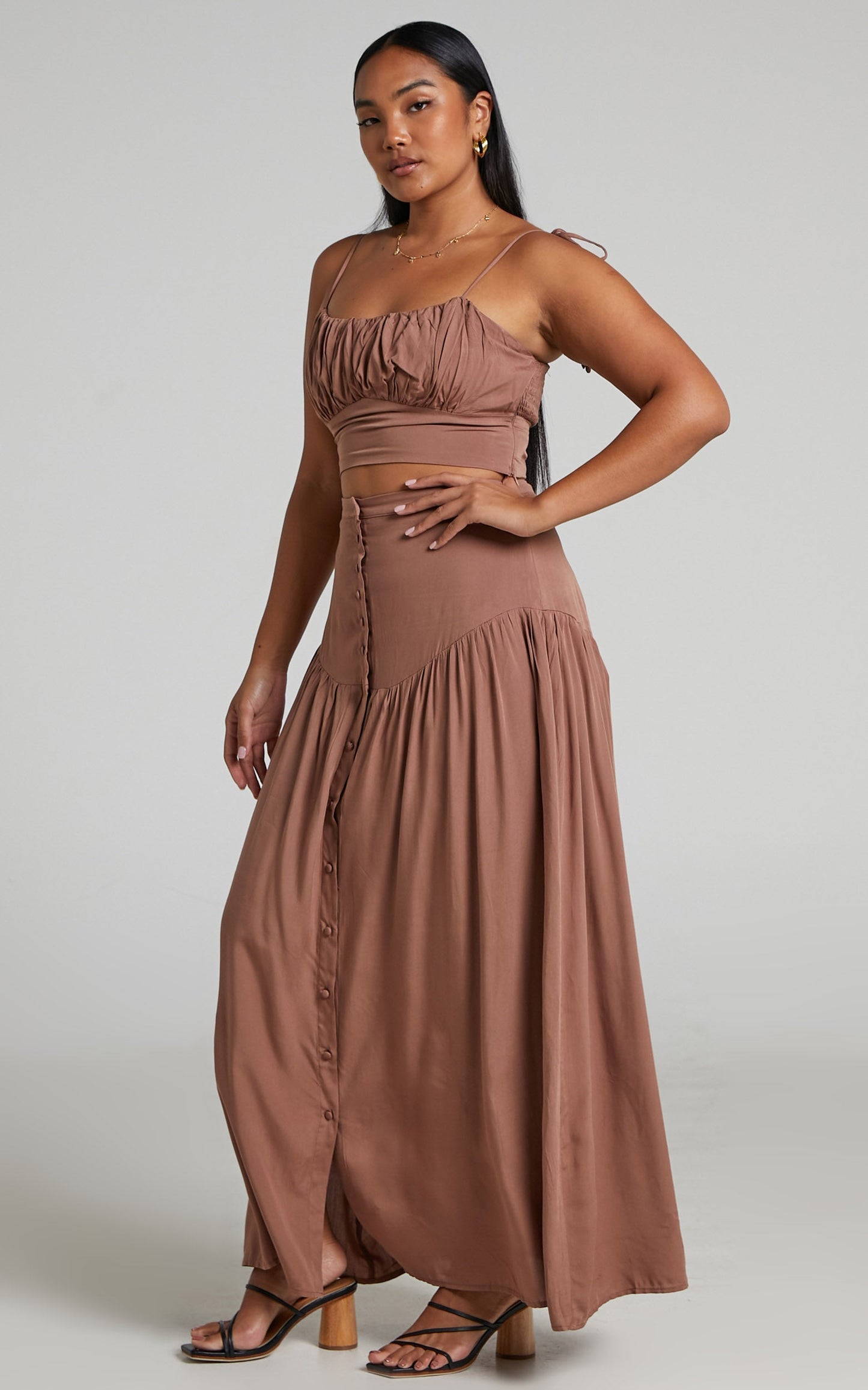 Knoxlee Drop Waist Maxi Skirt in Brown