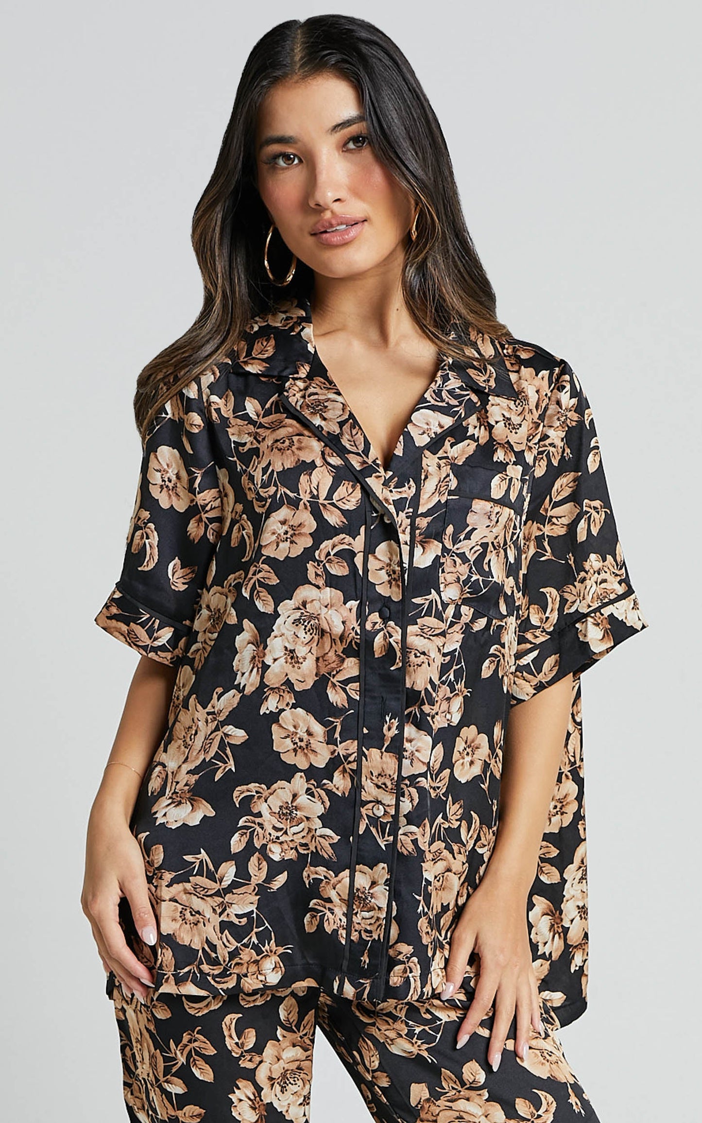 Laila Top - Short Sleeve Button Through Relaxed Shirt in Black Floral