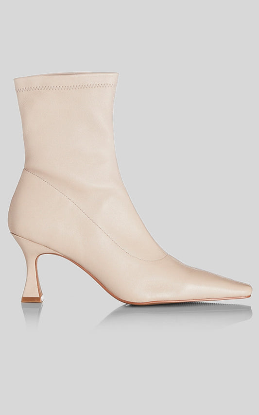 Alias Mae - Lani Boots in Cream Stretch