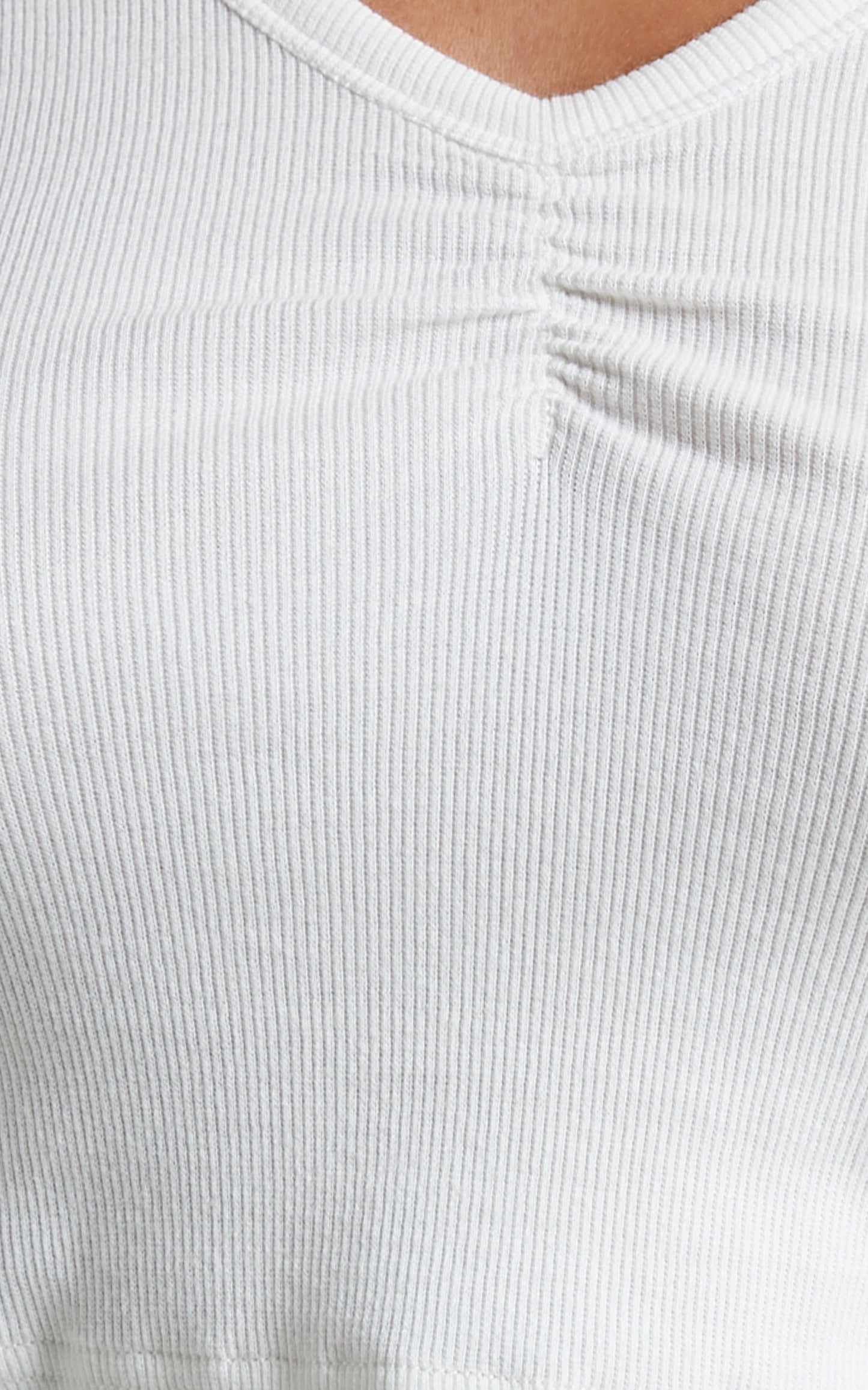 Lee - Brodie Long Sleeve Top in Vintage White