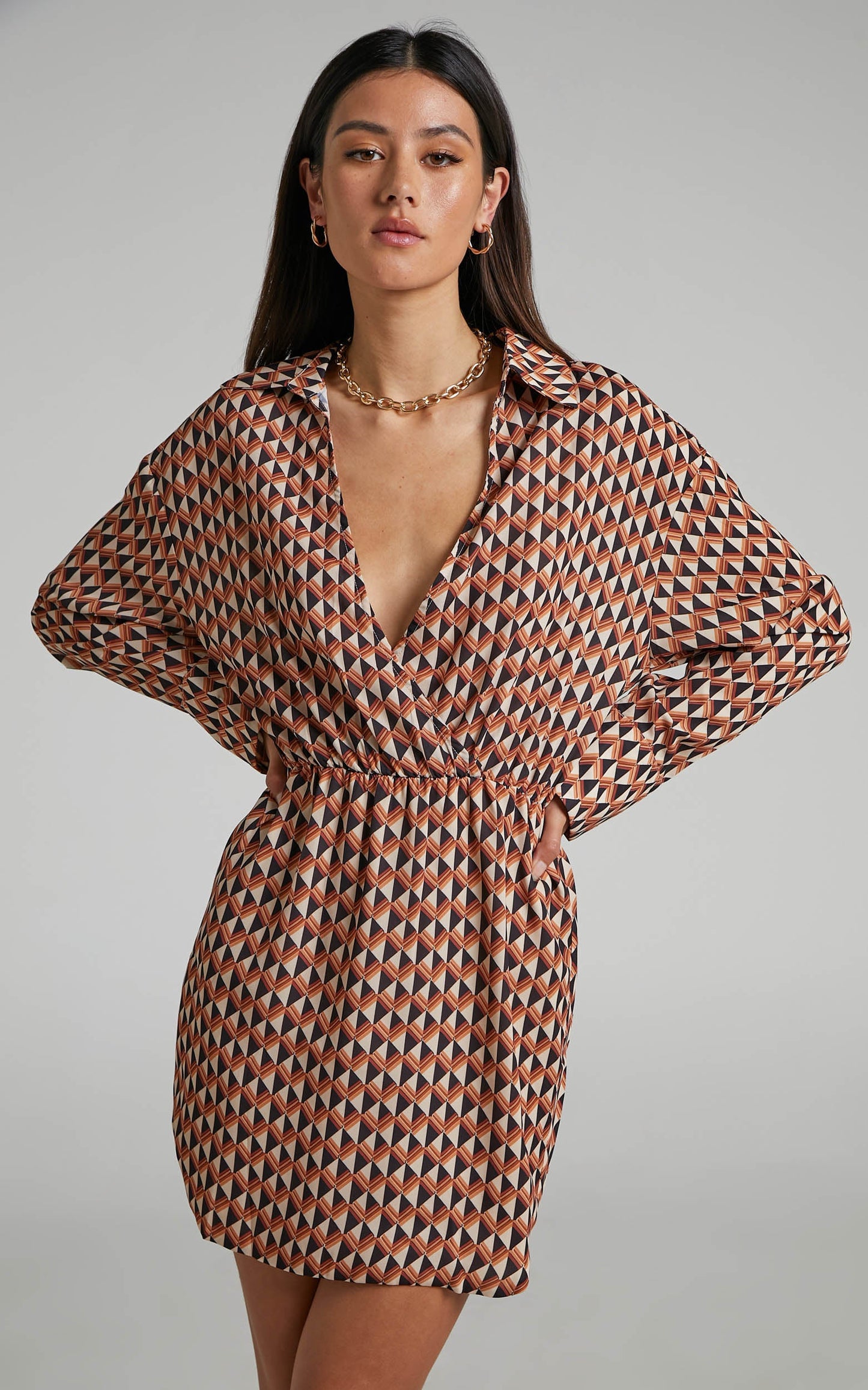 Leivi Mini Dress - Collared Long Sleeve Dress in Mod Geo