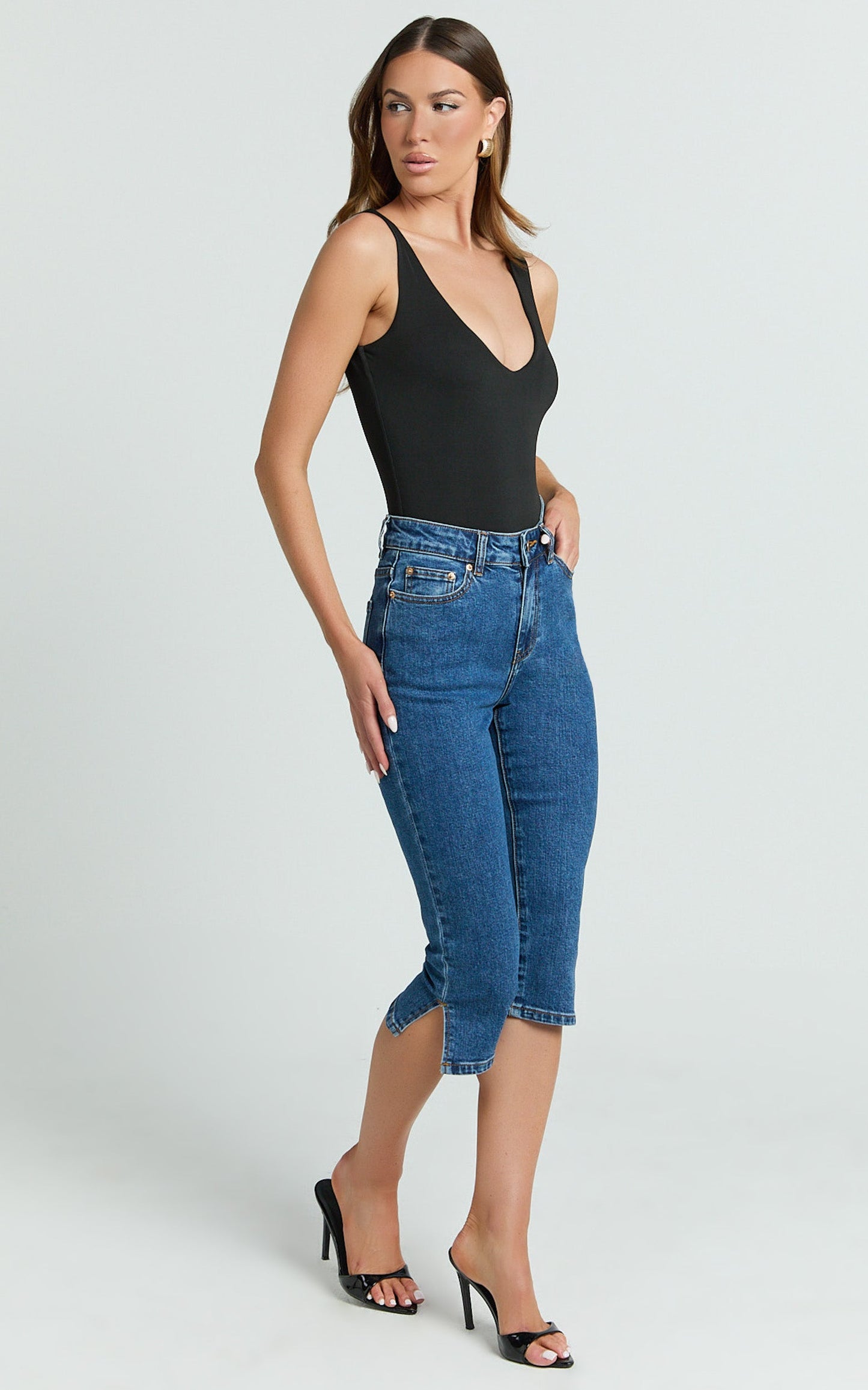 Letty Jeans - 7/8 Crop Denim Jeans in Dark Wash