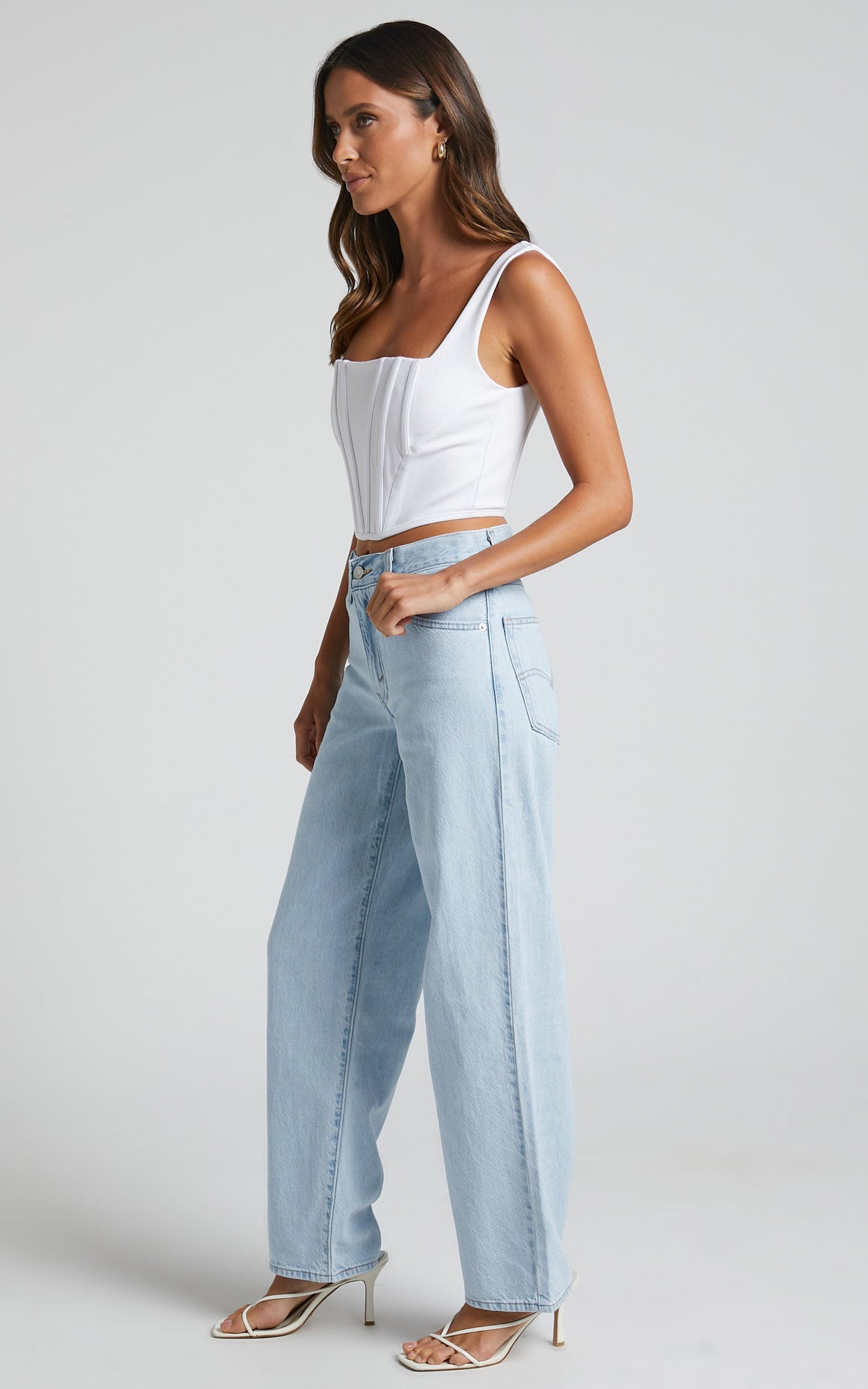Levi's - Baggy Dad Jeans in LIGHT SUGAR - LIGHT INDIGO STONEWASH