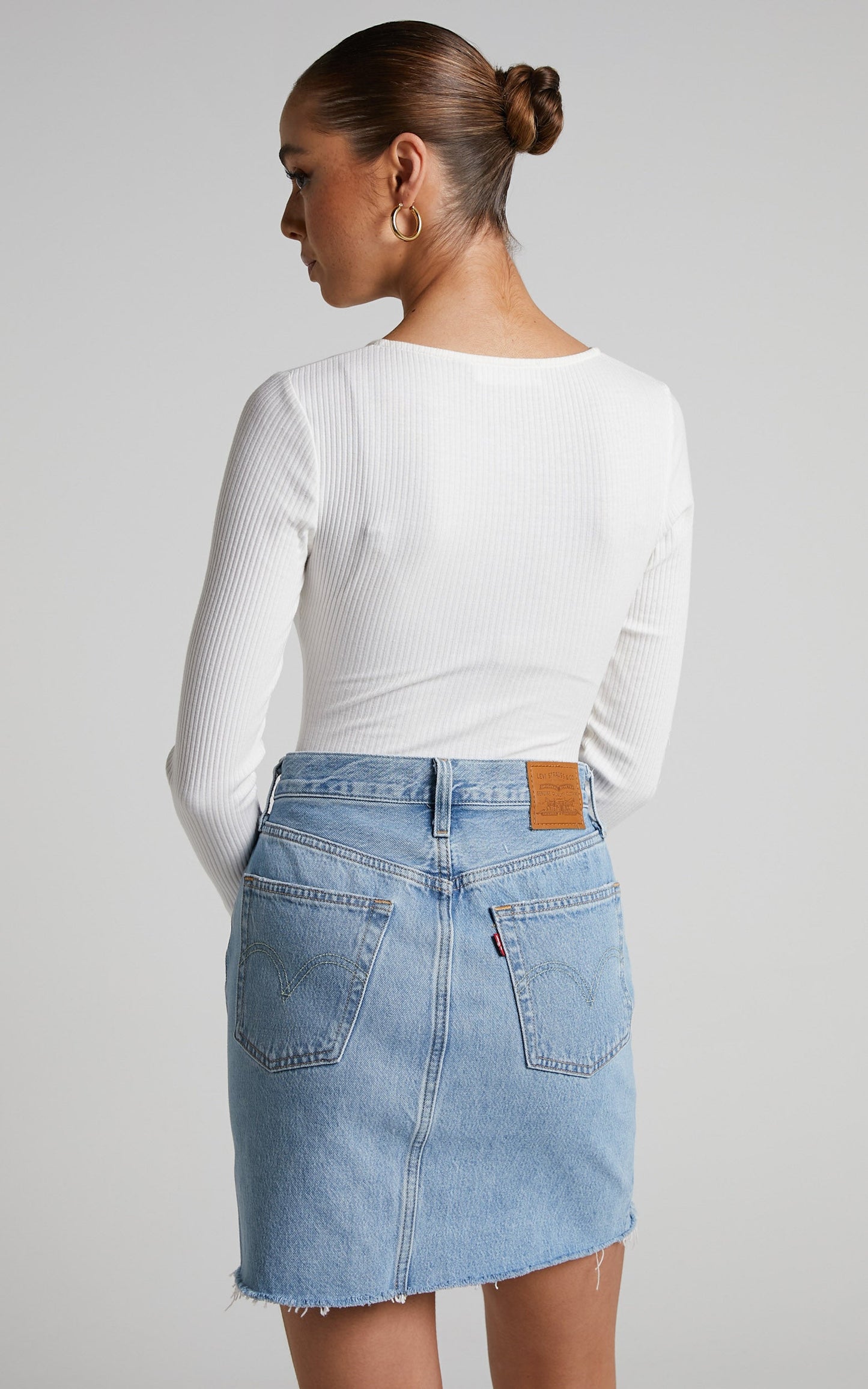 Levi's - High Rise Decon Denim Skirt in OJAI GLARE