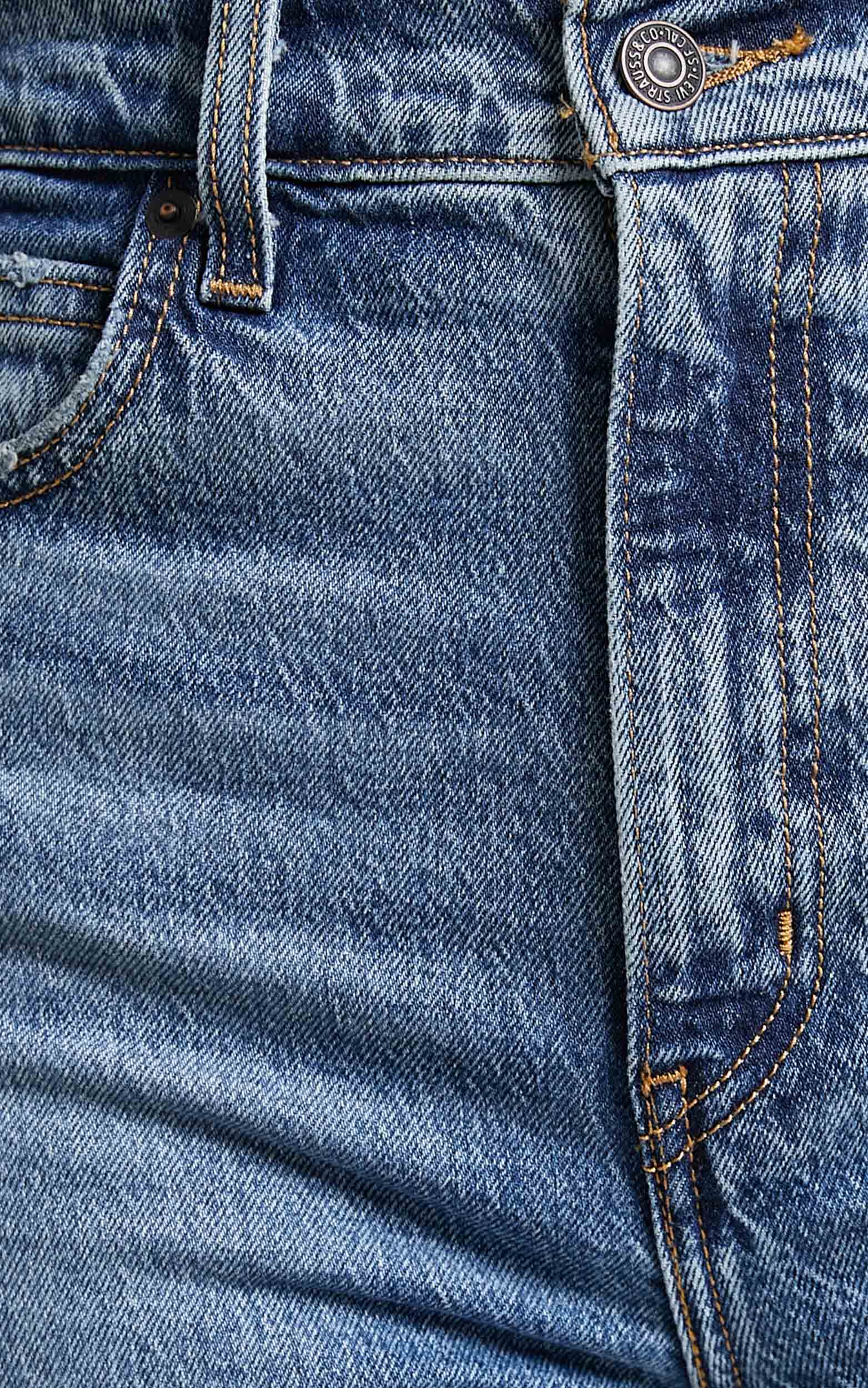 Levi's - 70s High Flare Jean in Sonoma Walks