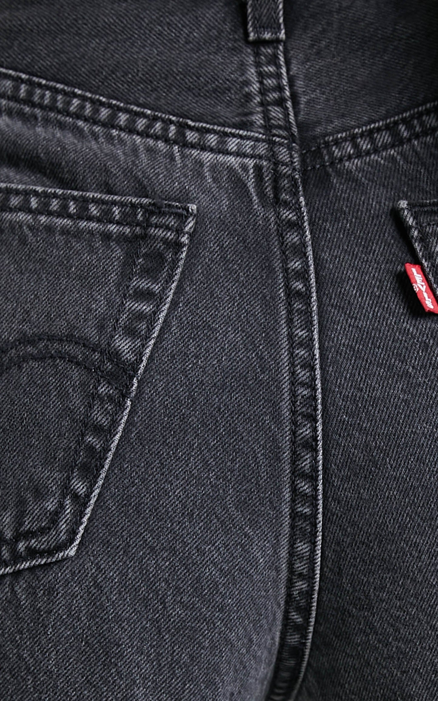 Levi's - High Loose Taper Jean in Lose Control