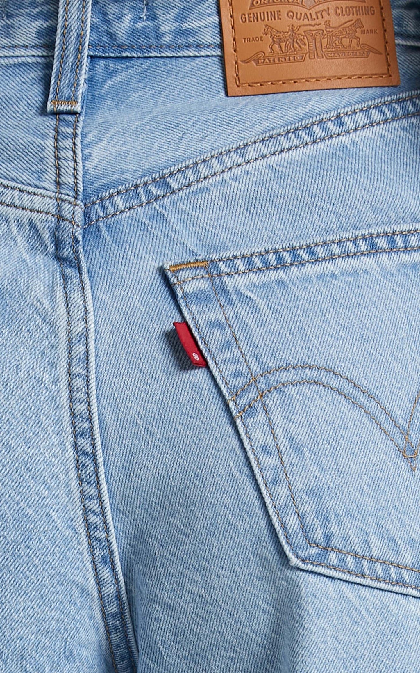 Levi's - High Loose Taper Jean in Way Out Tencel