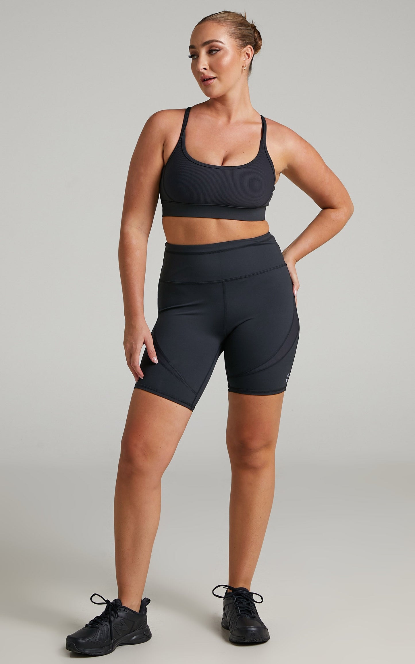 Lilybod - Talia Shorts in Smoke Black