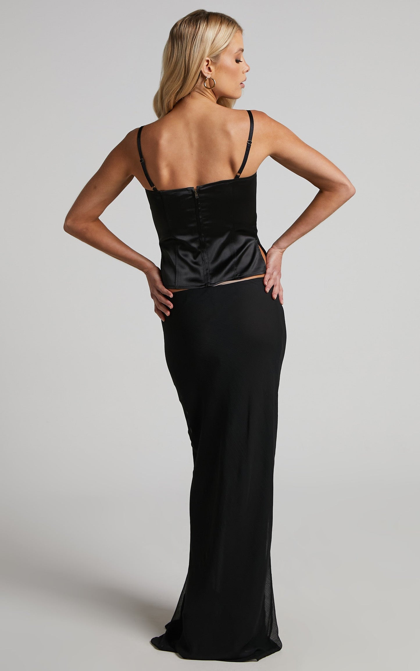 Lioness - Devon Maxi Skirt in LICORICE