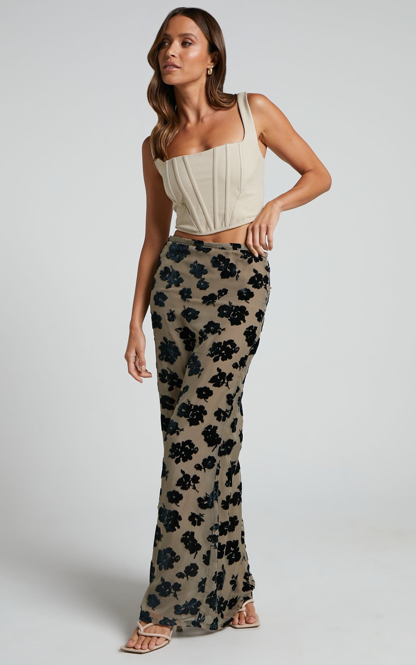 Lioness - Kenny Midi Skirt in Floral