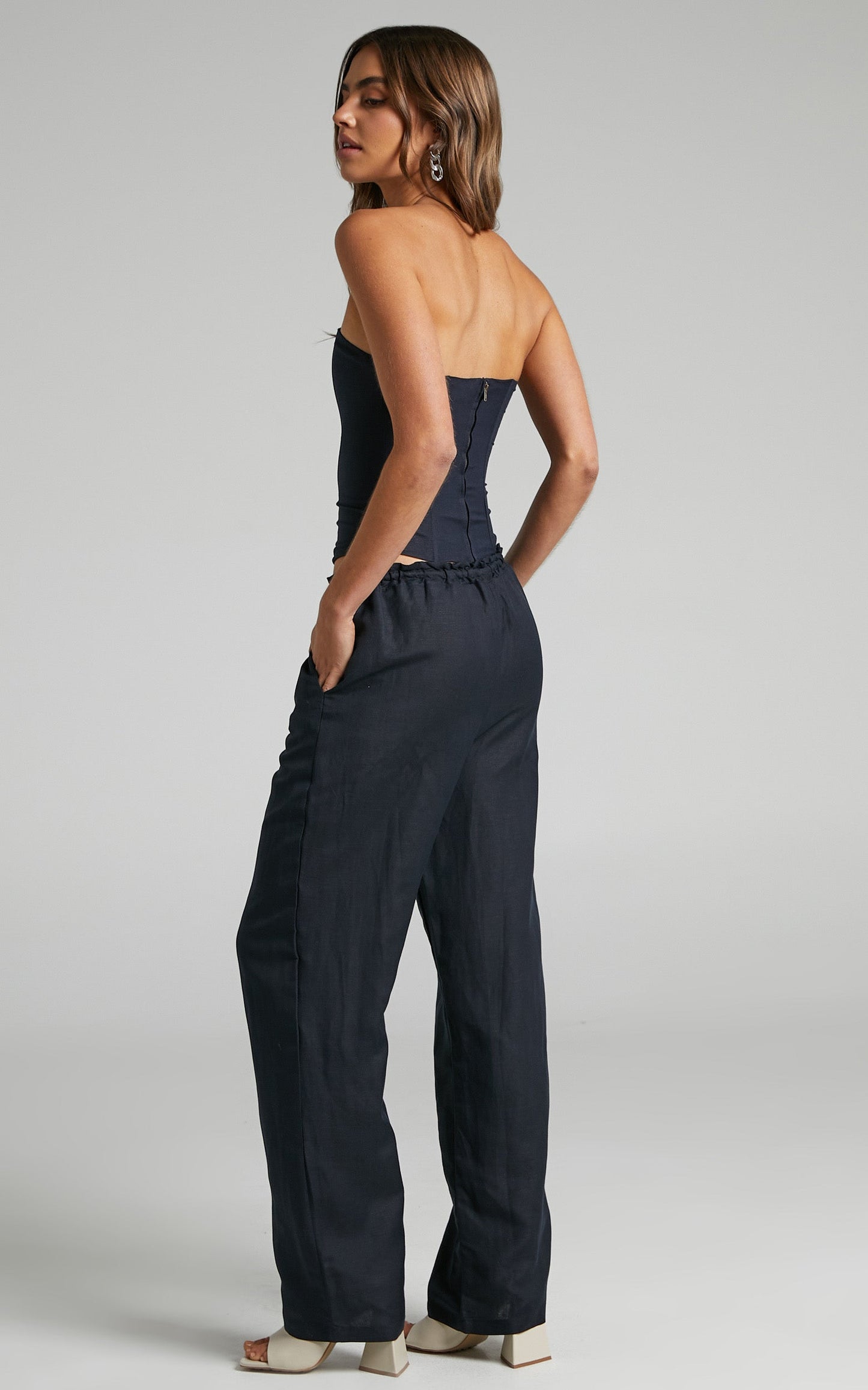 Lioness - La Palma Linen Look Drawstring Pants in Berkeley Blue