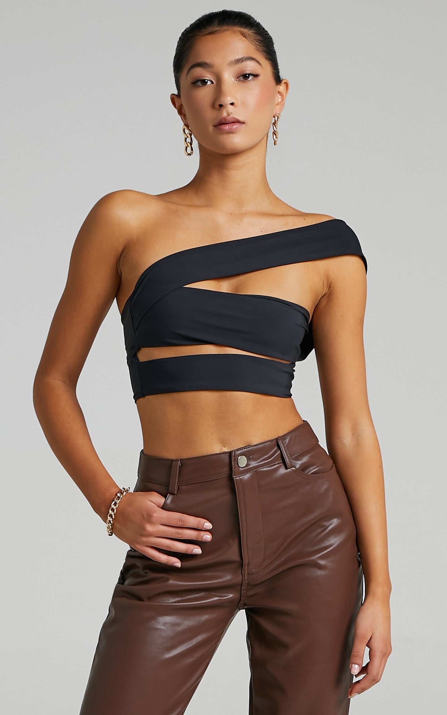 Lioness - Rocket Crop Top in Black