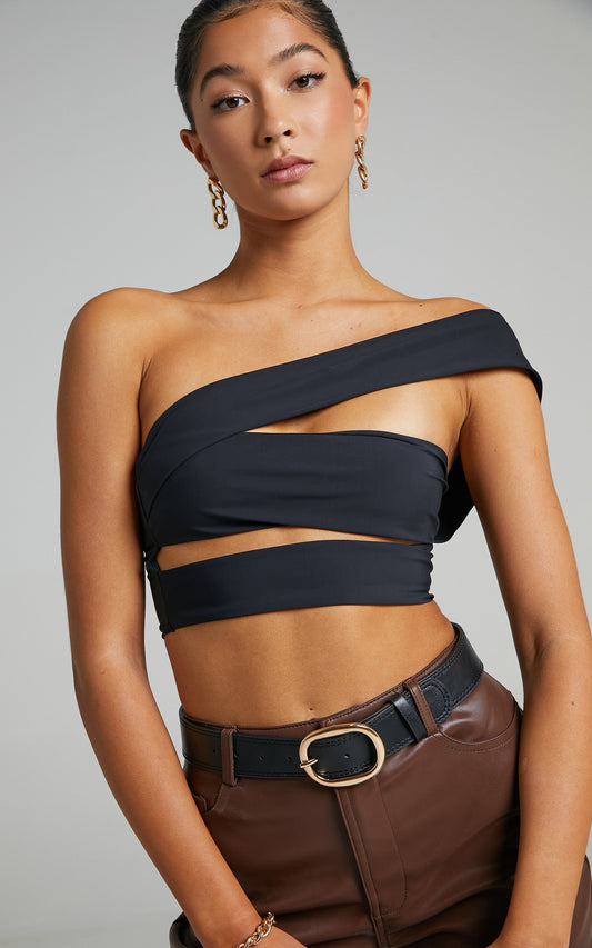 Lioness - Rocket Crop Top in Black