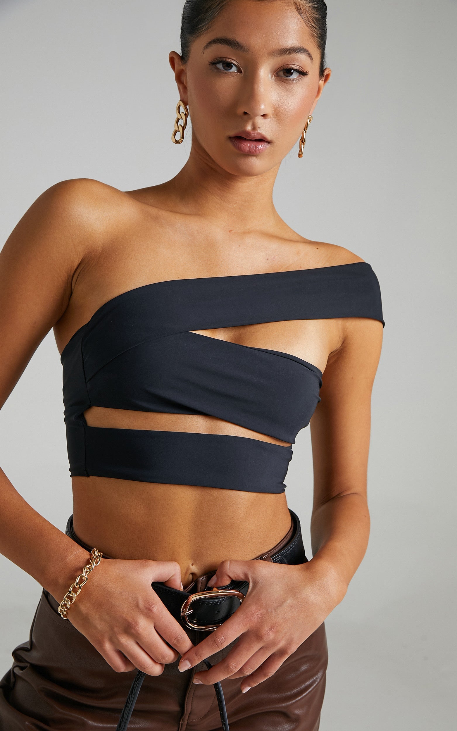 Lioness - Rocket Crop Top in Black
