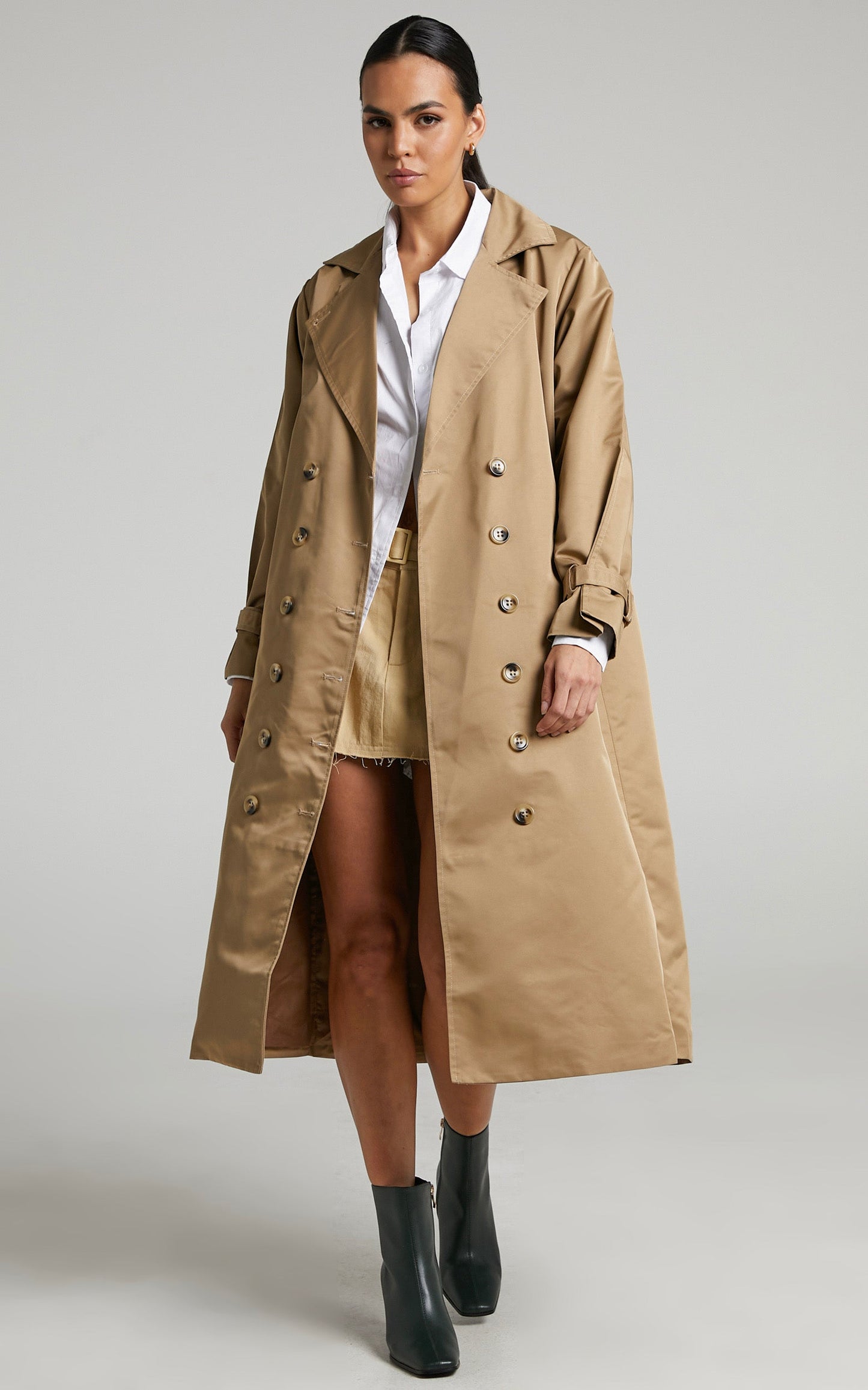 Lliana Coat - Double Breasted Trench Coat in Tan