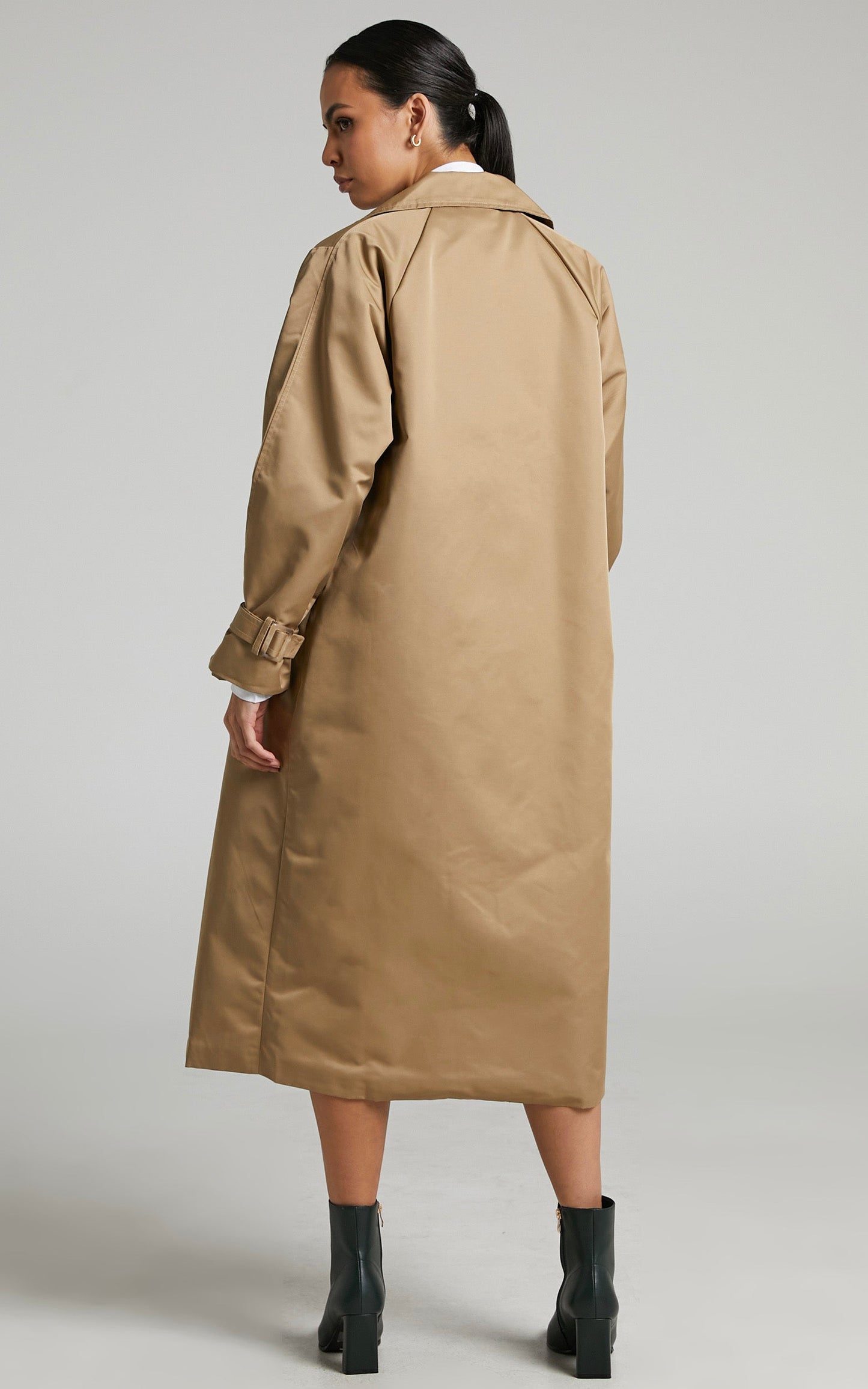 Lliana Coat - Double Breasted Trench Coat in Tan