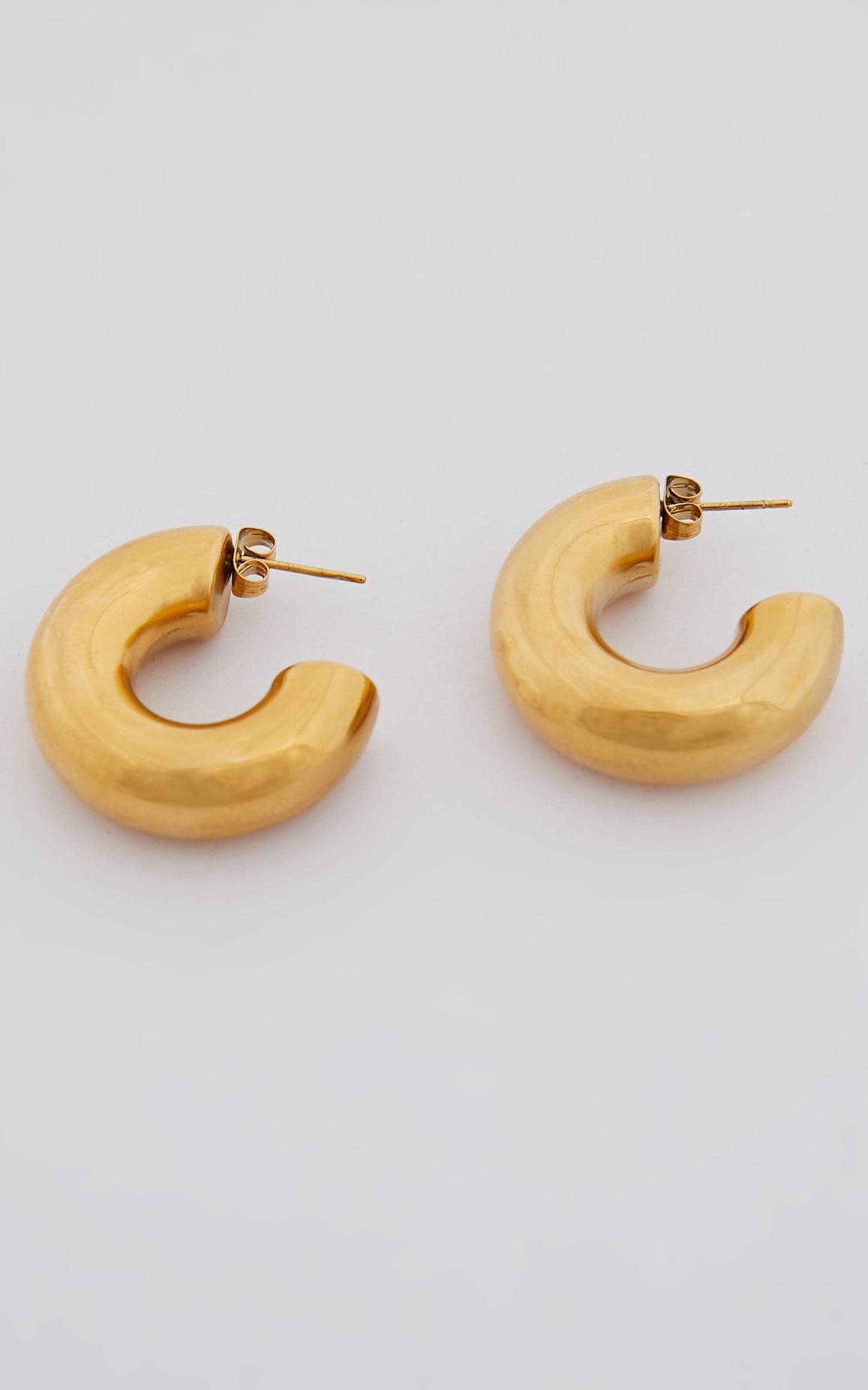 Lola Chunky Half Hoop Earrings in Gold