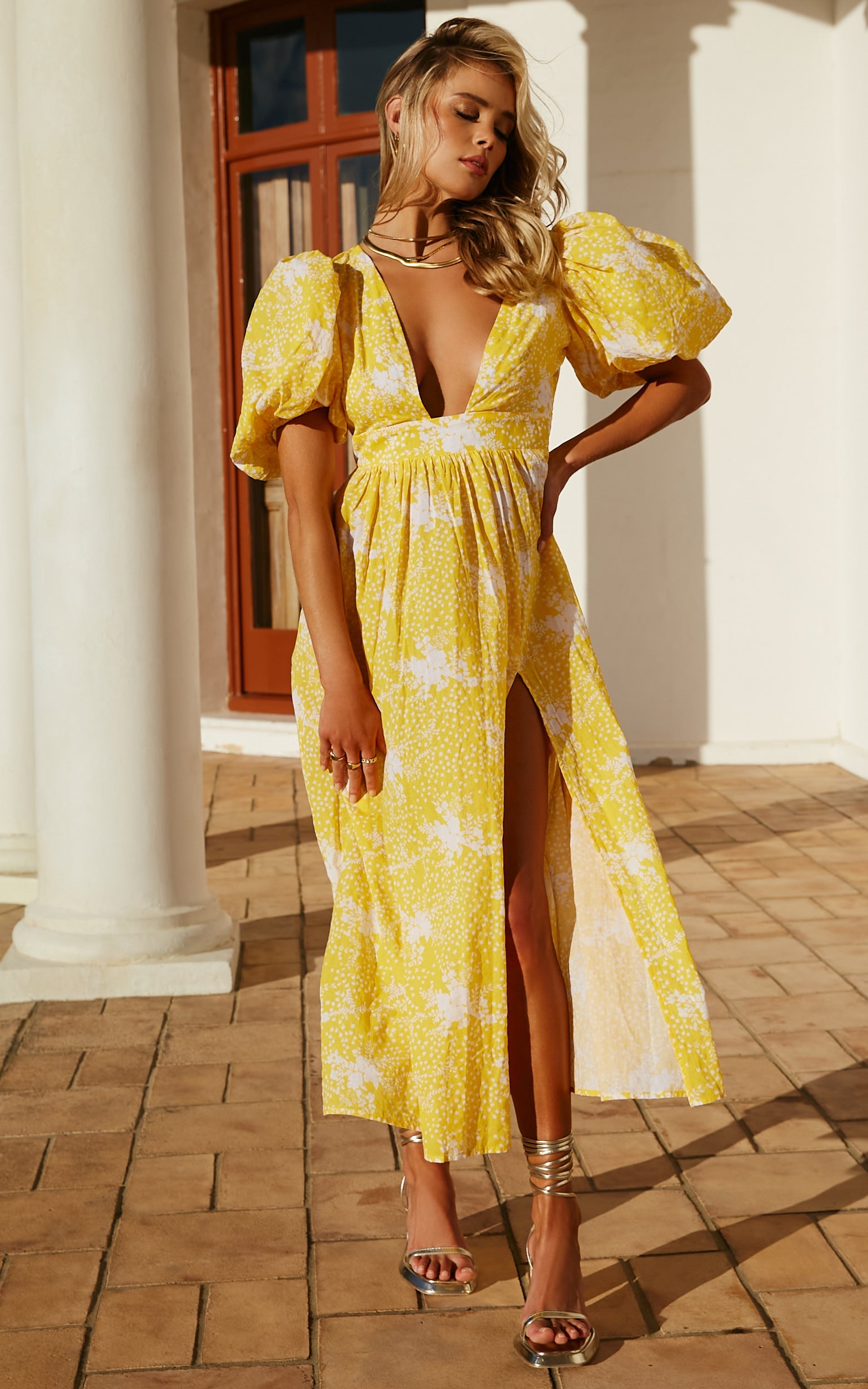 Ailiza Midi Dress - Puff Sleeve Open Back Dress in Yellow Floral