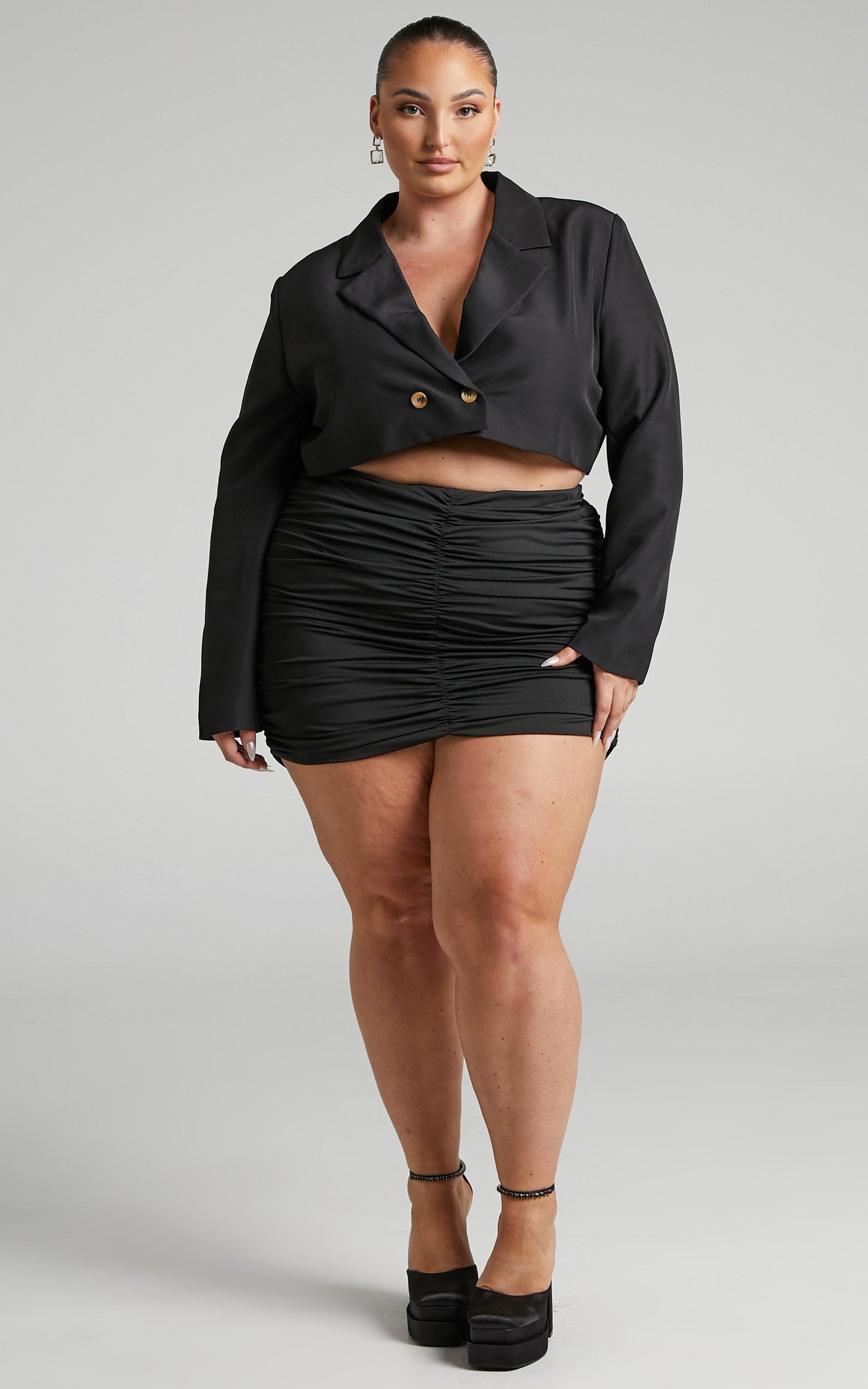 Lorena Blazer - Cropped Double Breasted Blazer in Black