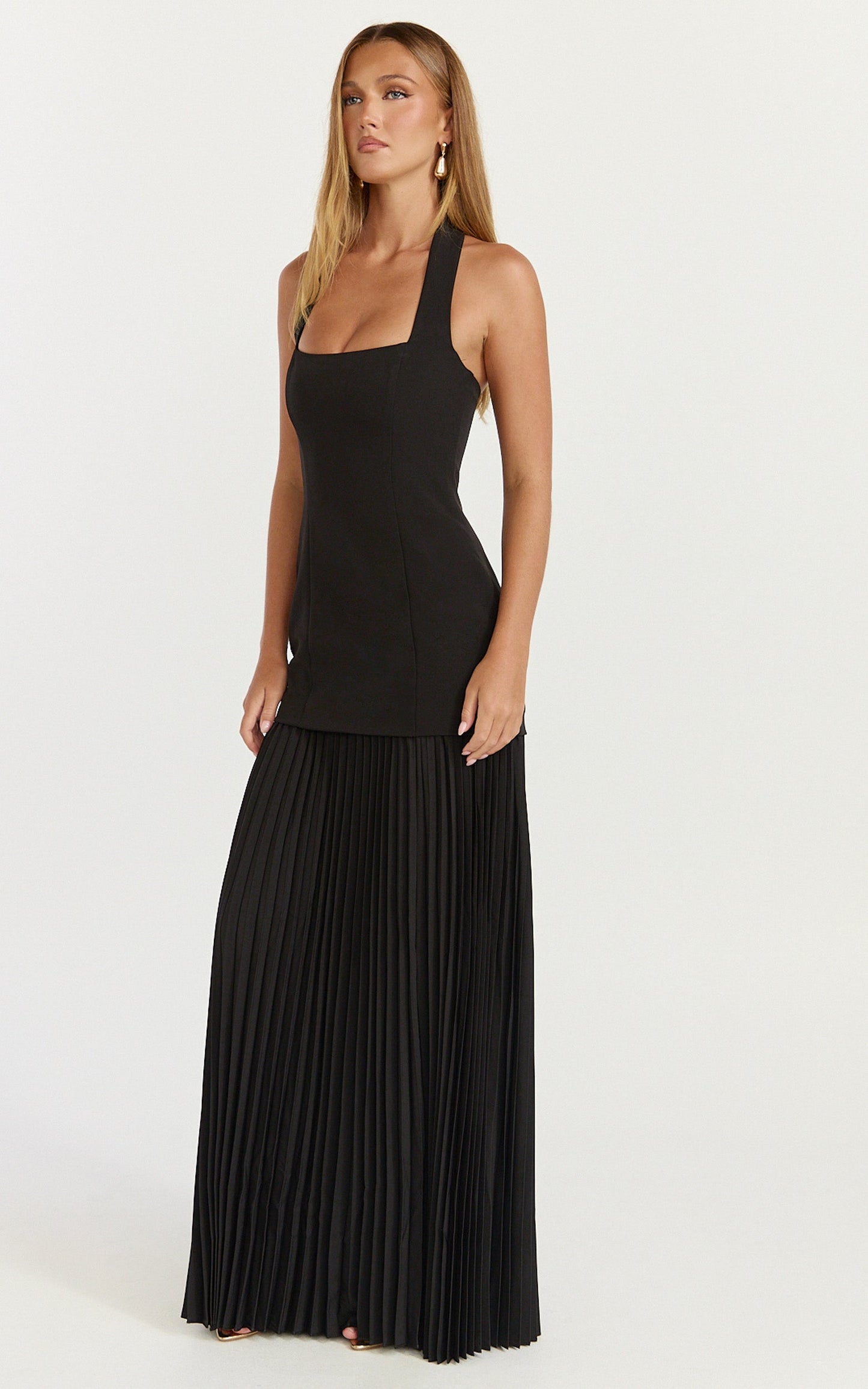 Loretta Maxi Dress - Contrast Halter Neck Pleated Dress in Black