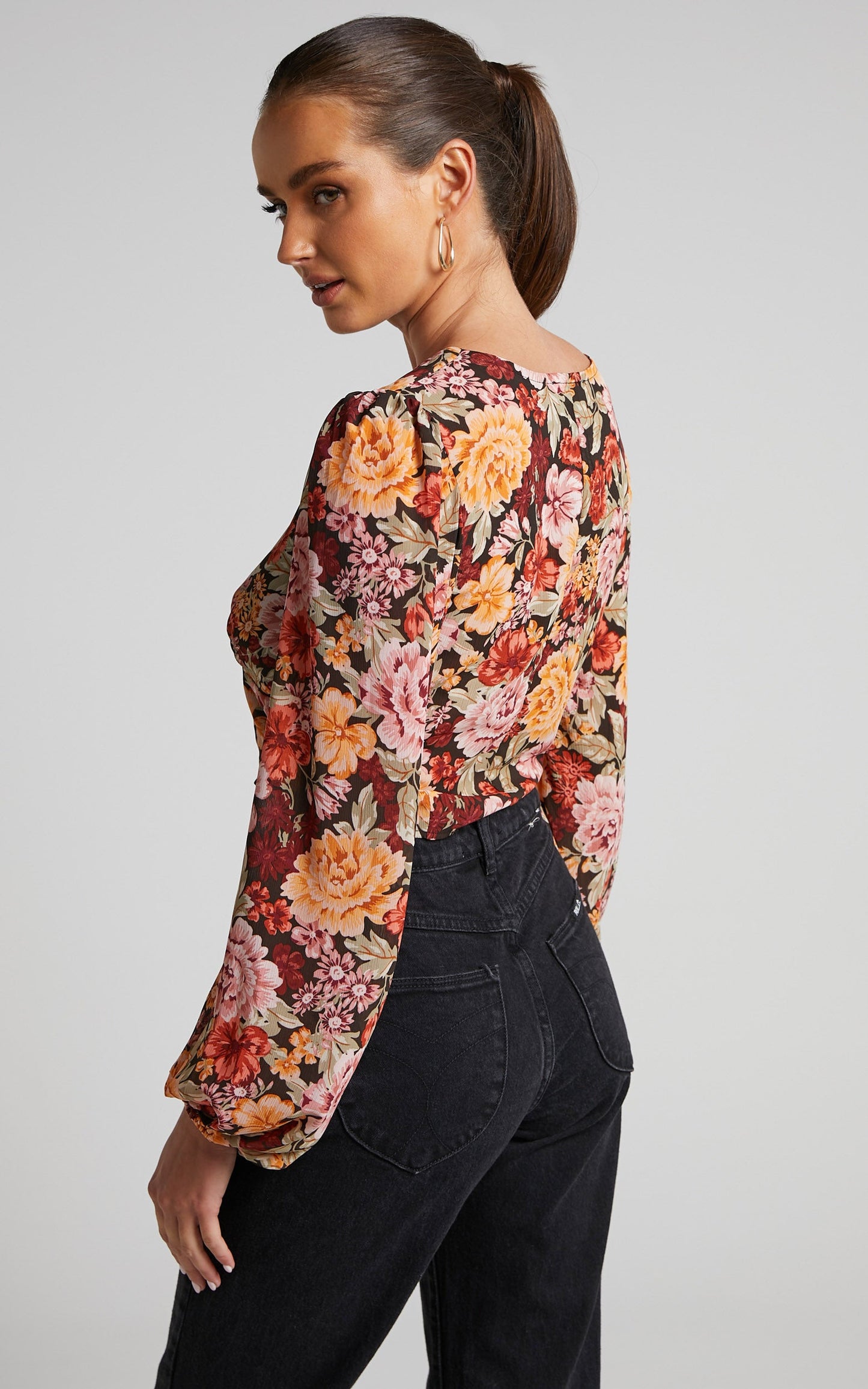 Lorie Top - V Neck Long Sleeve Top in Boheme Floral