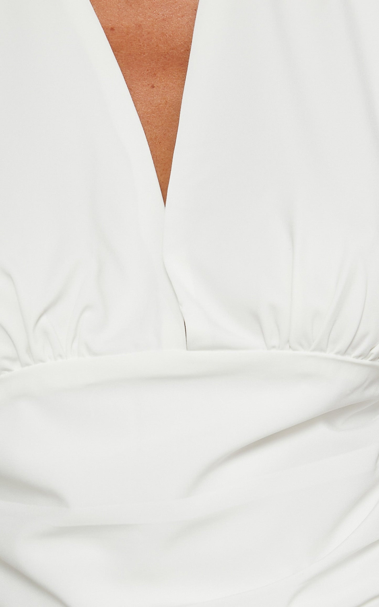 Lunar Top - Plunge Neck Short Batwing Sleeve Top in Cream