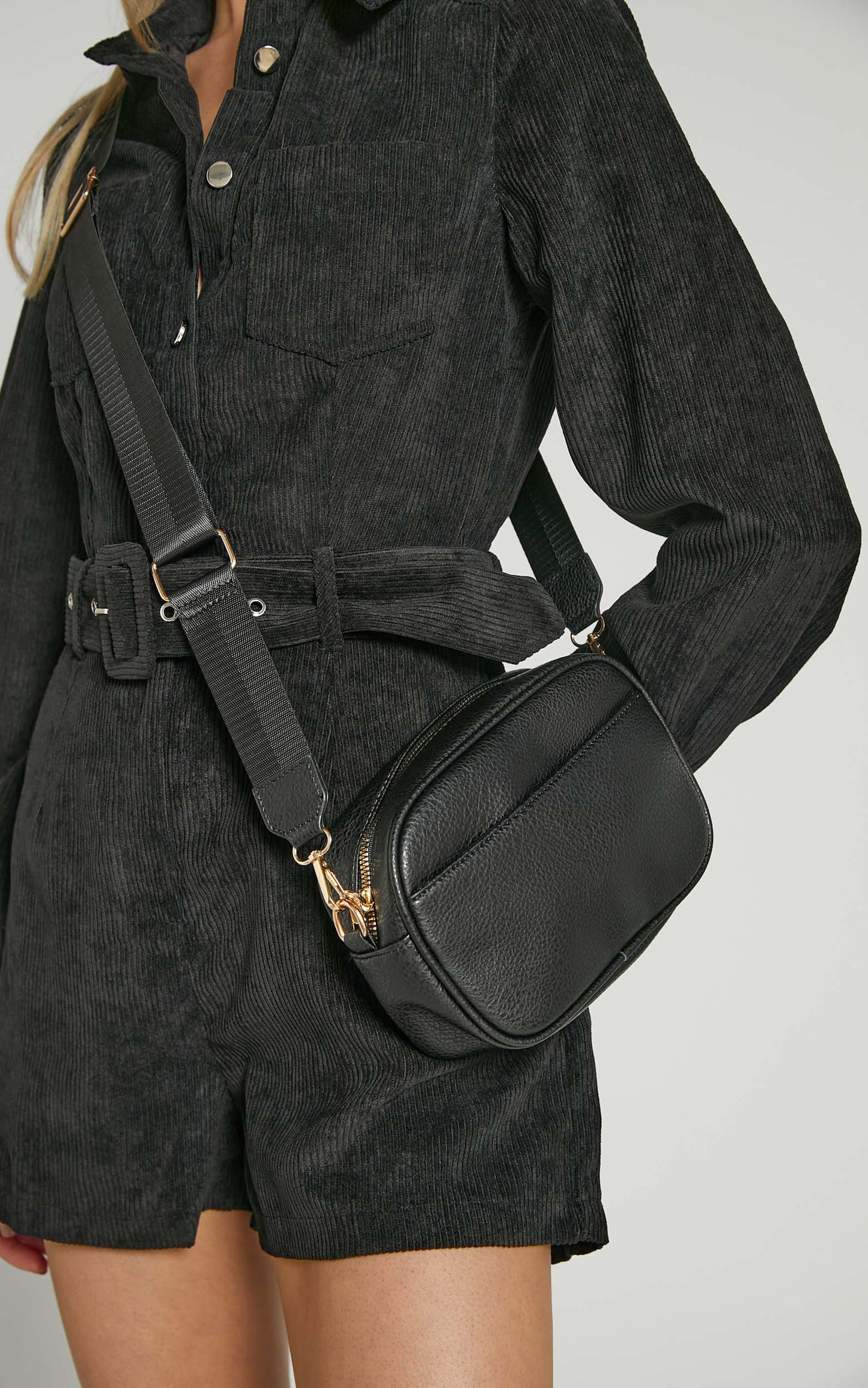 Moscow Crossbody Bag in Black