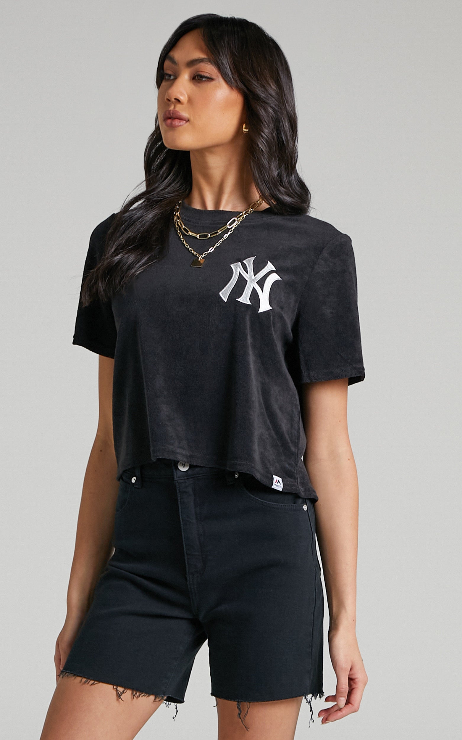 Majestic - Terry Towelling Boxy Tee Yankees in Washed Black