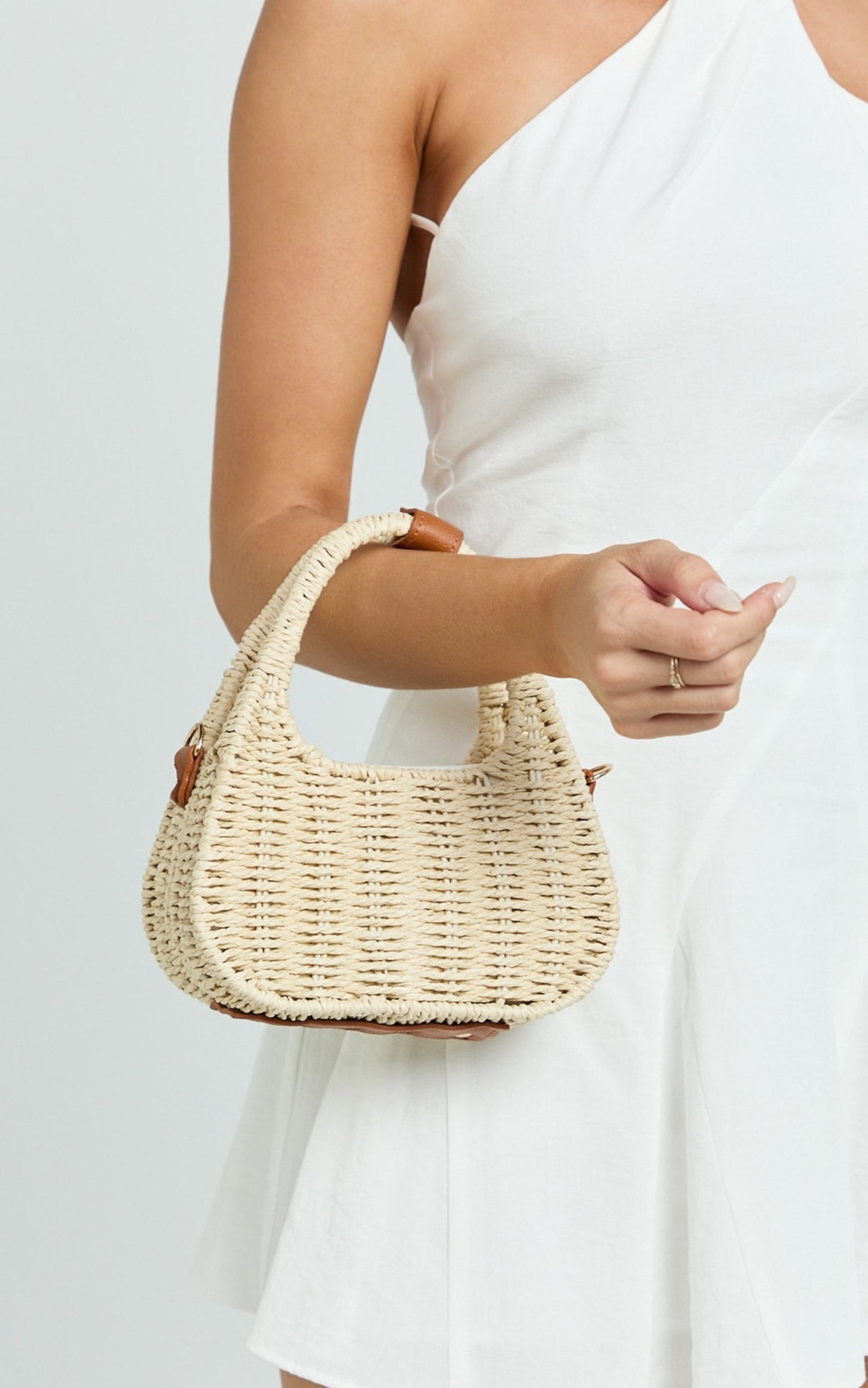 Makayla Bag- Straw Crossbody Bag in Natural